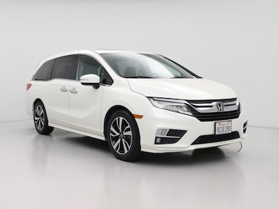 White 2018 Honda Odyssey Elite