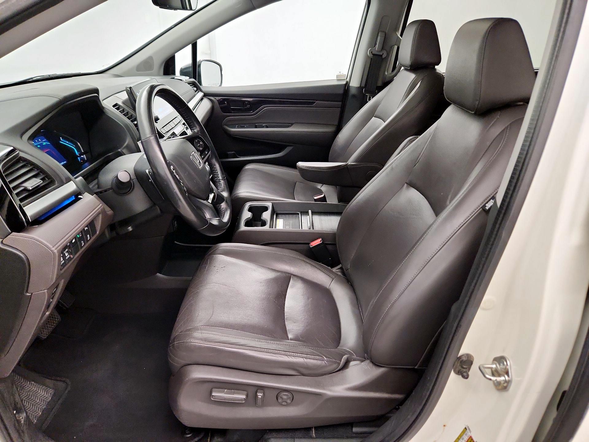 Thumbnail: 2018 Honda Odyssey - 11