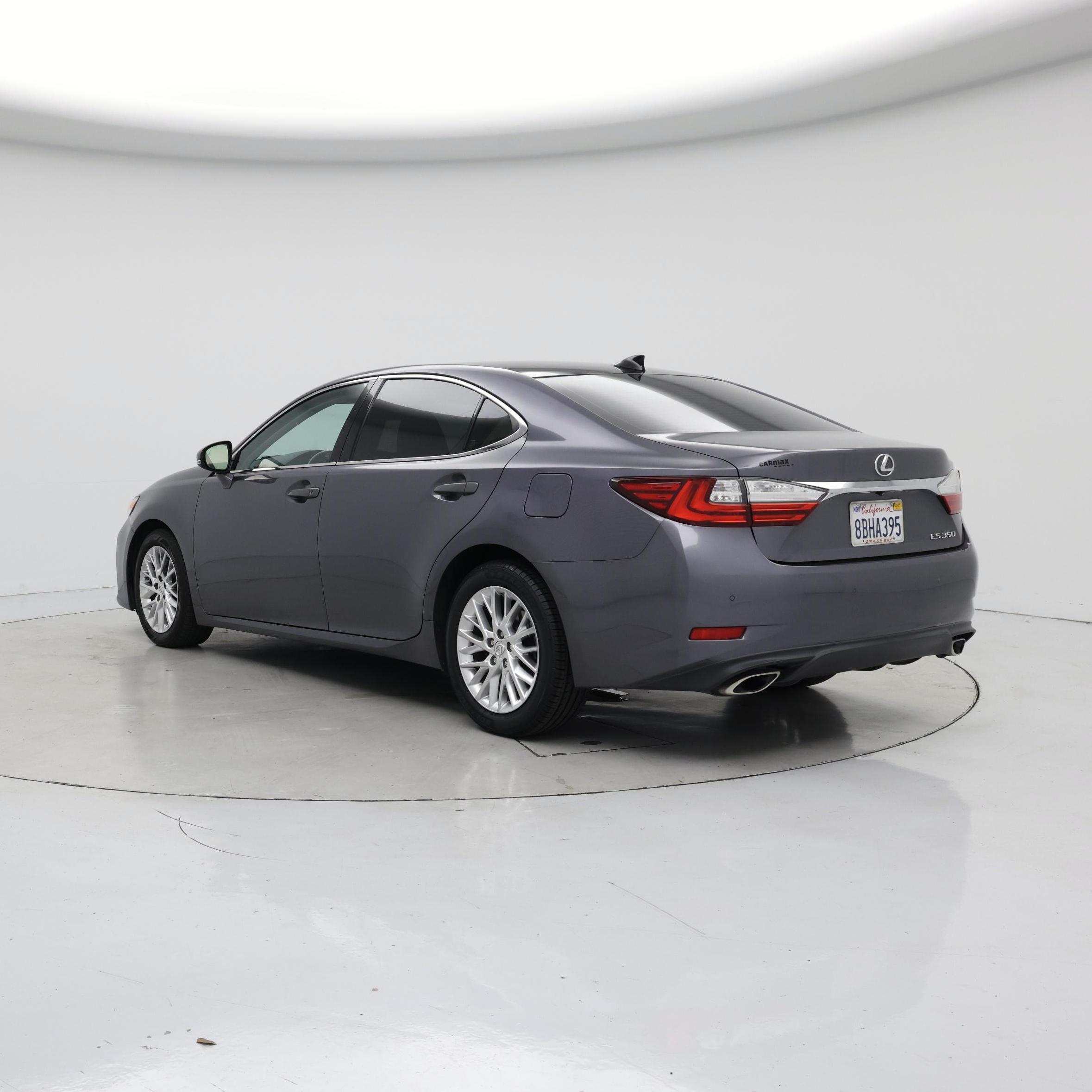 Thumbnail: 2018 Lexus ES - 2