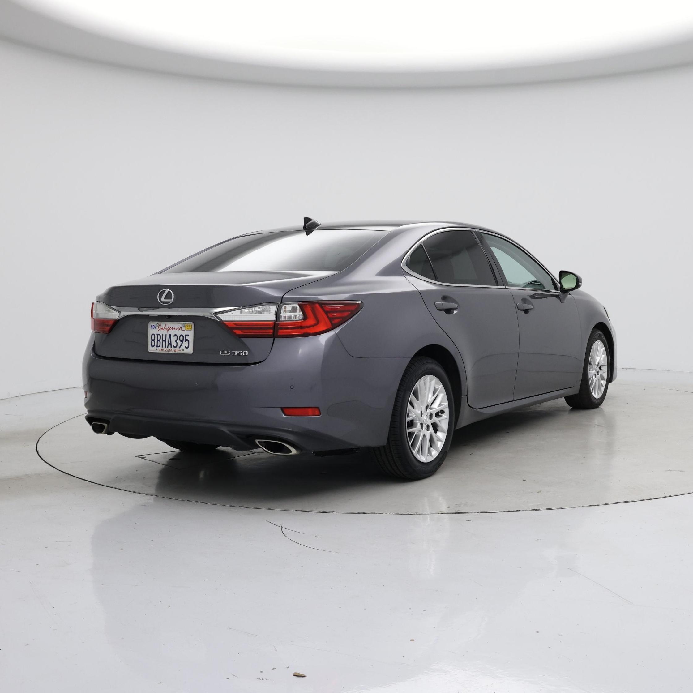 Thumbnail: 2018 Lexus ES - 8