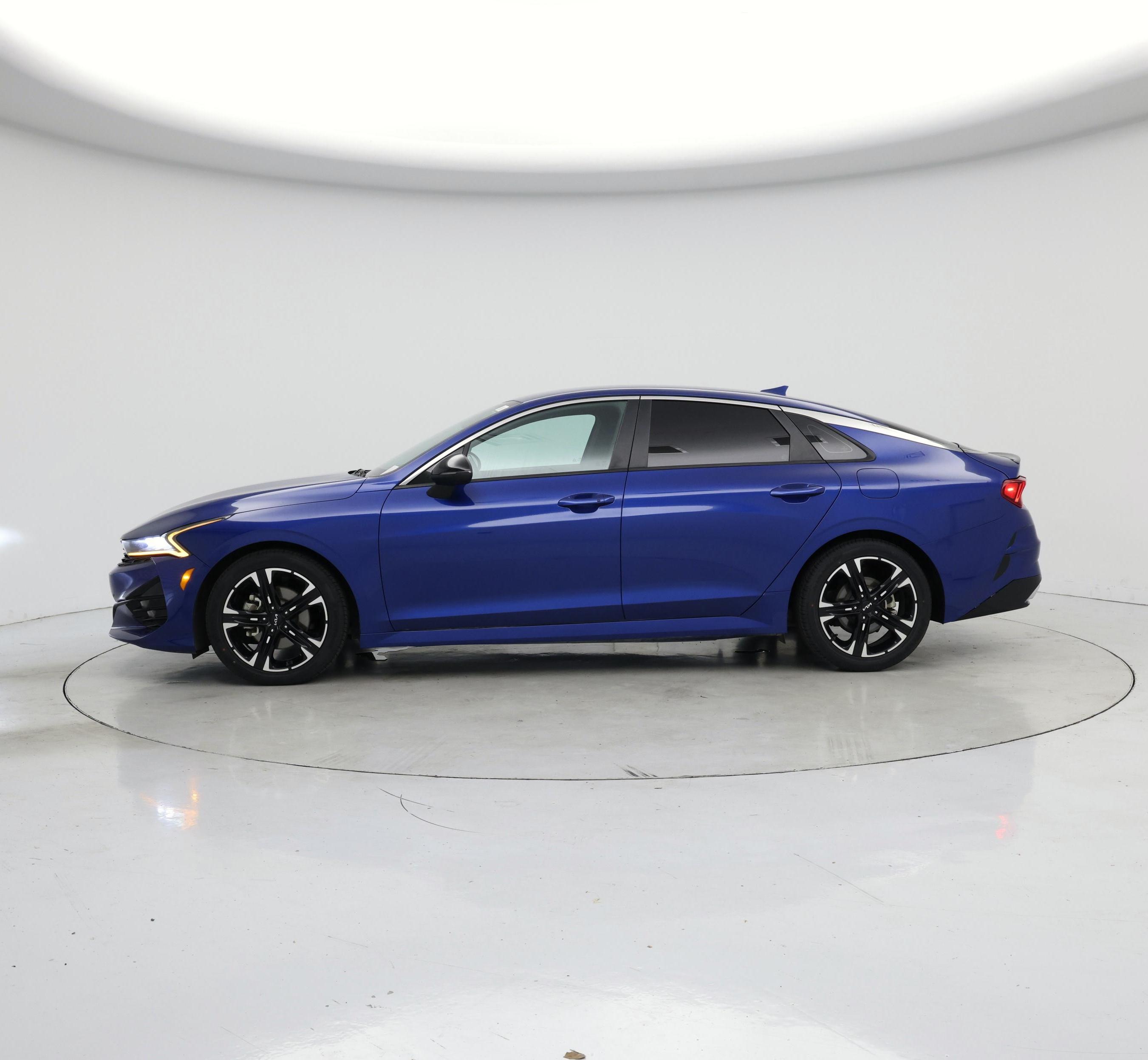 Thumbnail: 2022 Kia K5 - 3