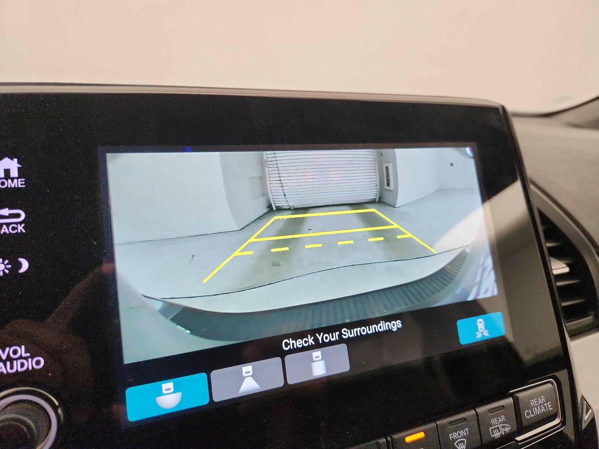 Thumbnail: 2023 Honda Odyssey - 14