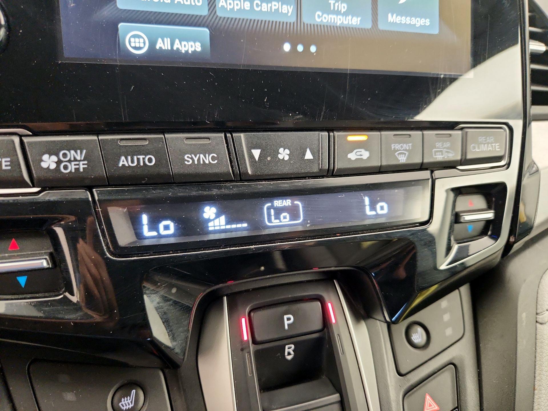 Thumbnail: 2023 Honda Odyssey - 16