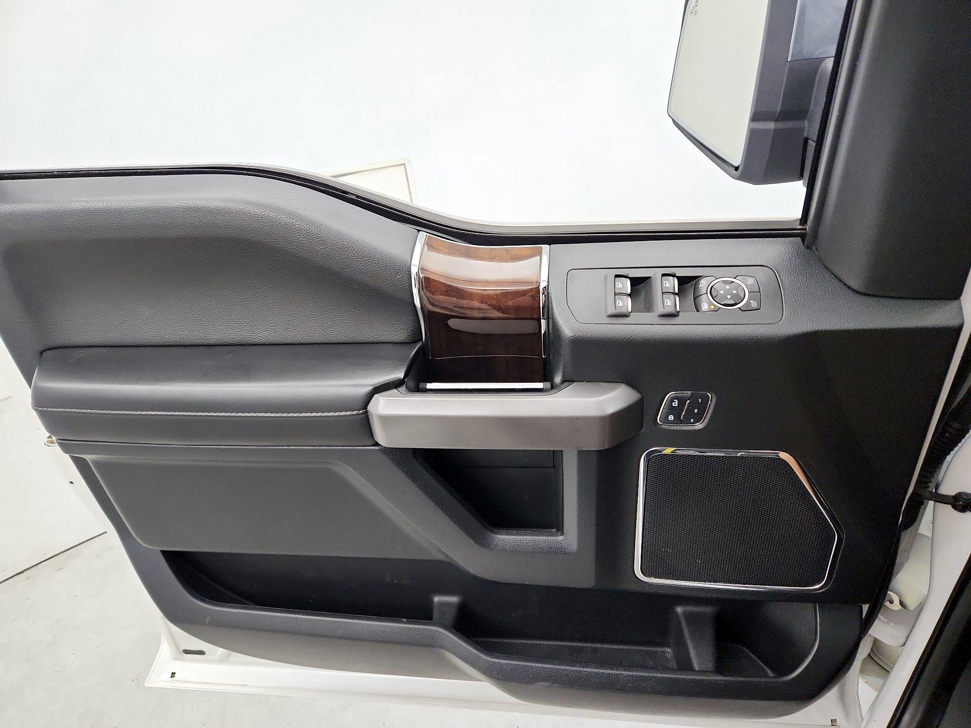 Thumbnail: 2016 Ford F-150 - 12