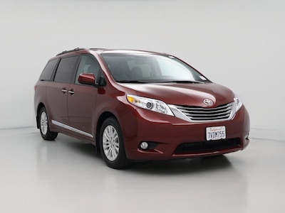 Red 2017 Toyota Sienna XLE