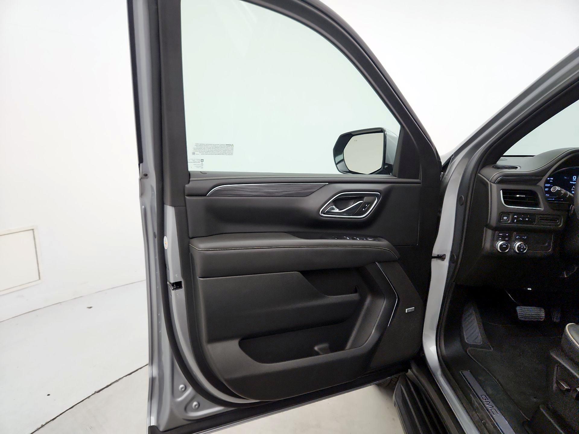 Thumbnail: 2024 GMC Yukon - 12