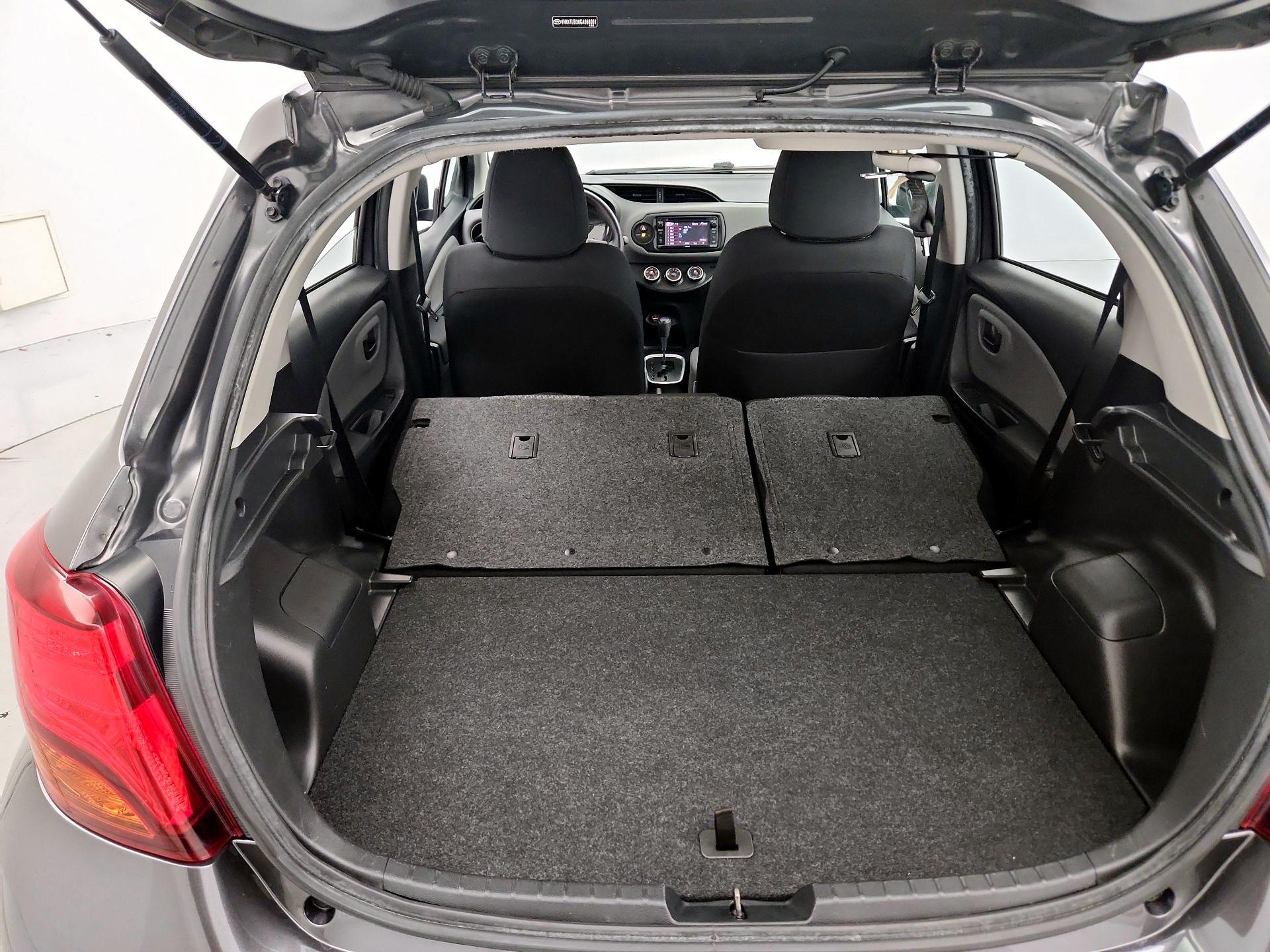 Thumbnail: 2016 Toyota Yaris - 20
