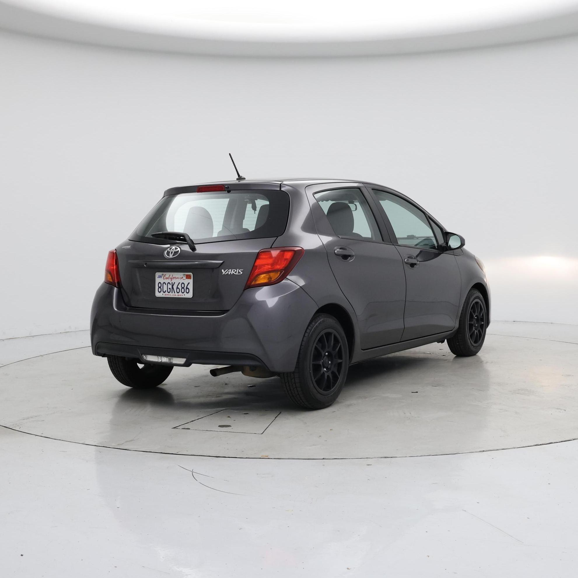Thumbnail: 2016 Toyota Yaris - 8