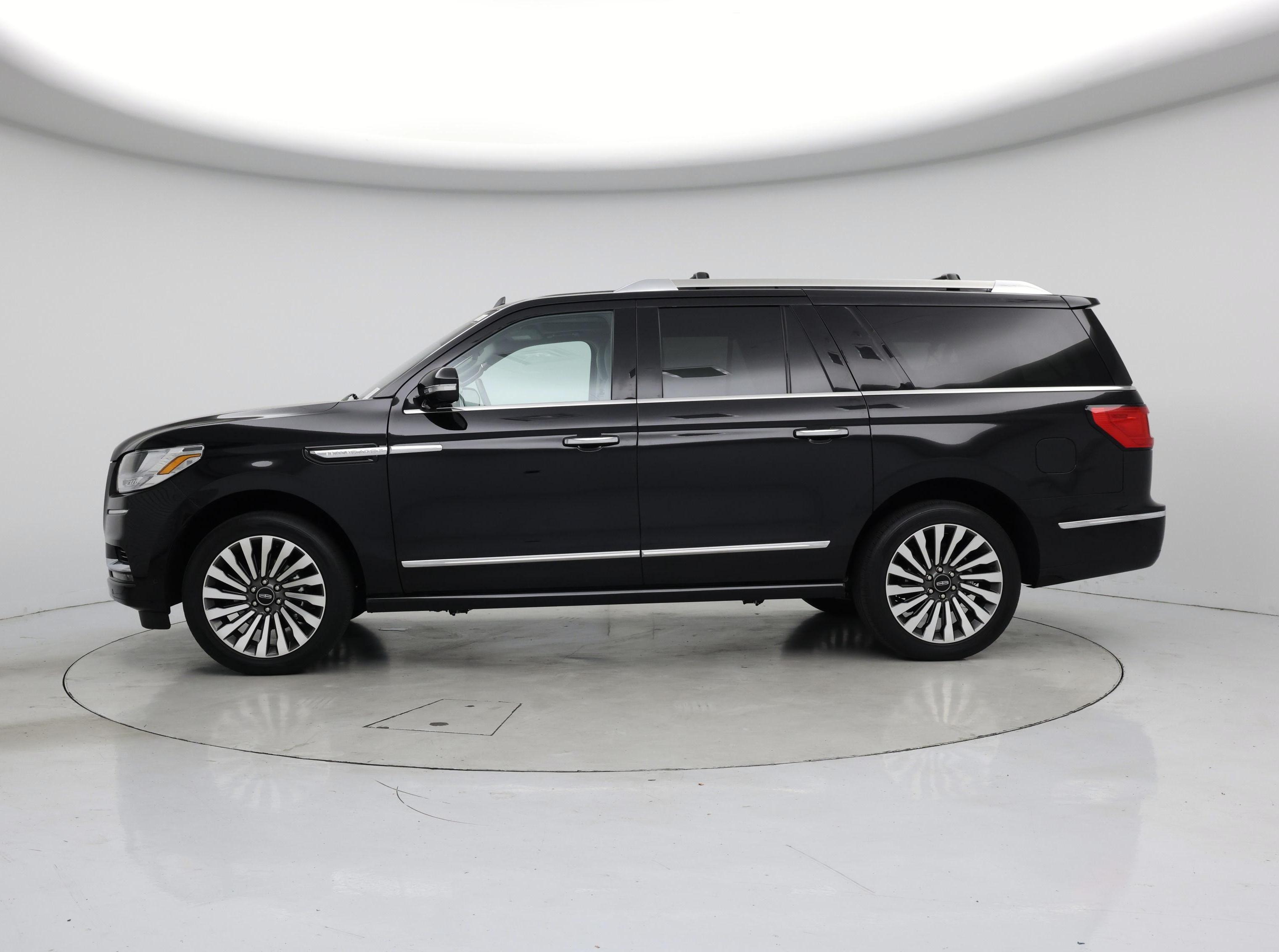 Thumbnail: 2019 Lincoln Navigator L - 3