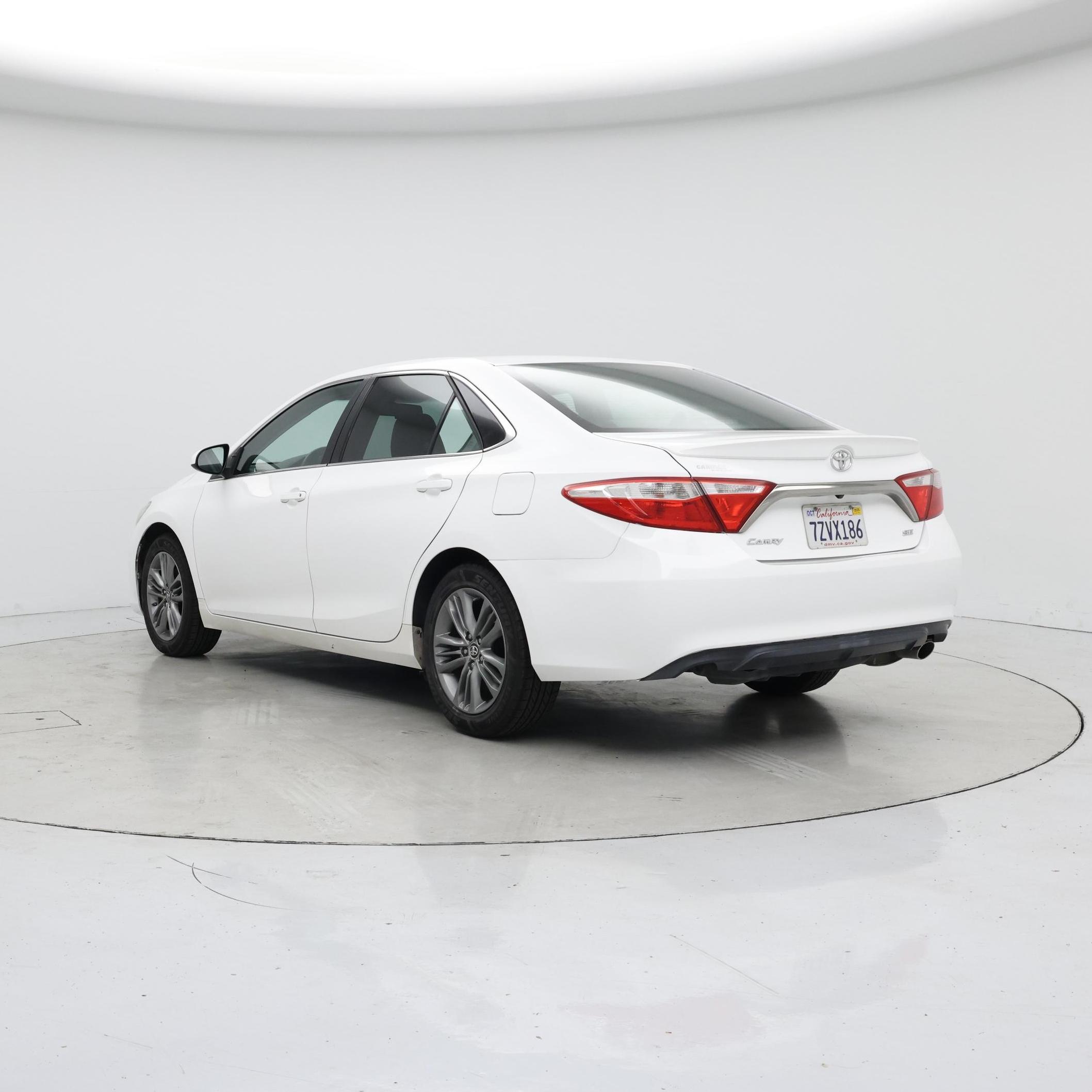 Thumbnail: 2016 Toyota Camry - 2