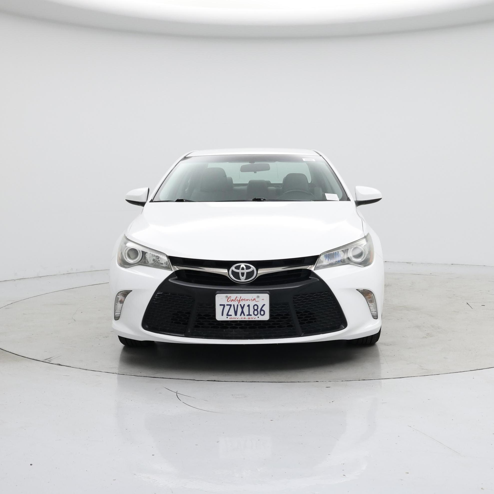 Thumbnail: 2016 Toyota Camry - 5
