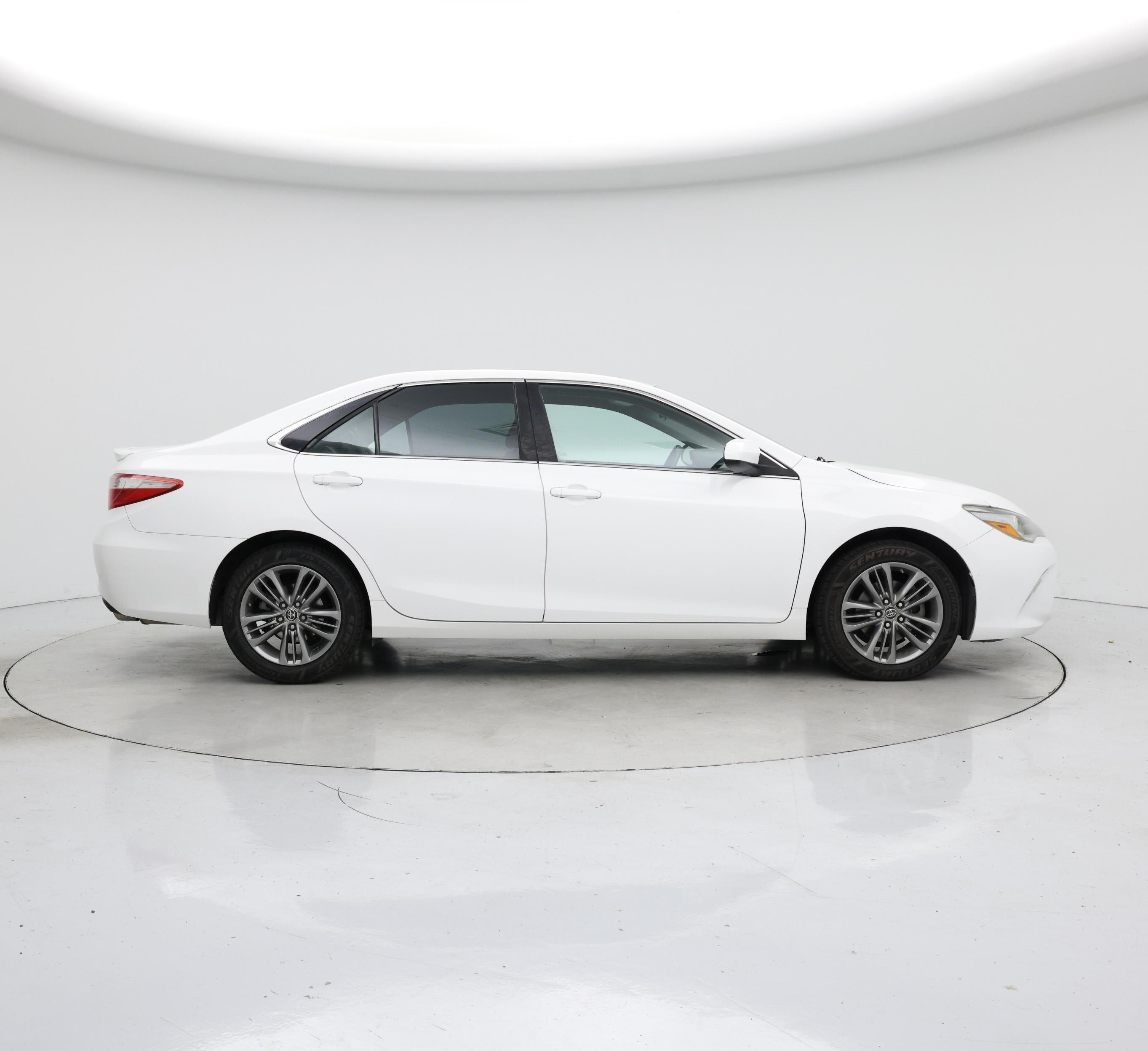 Thumbnail: 2016 Toyota Camry - 7