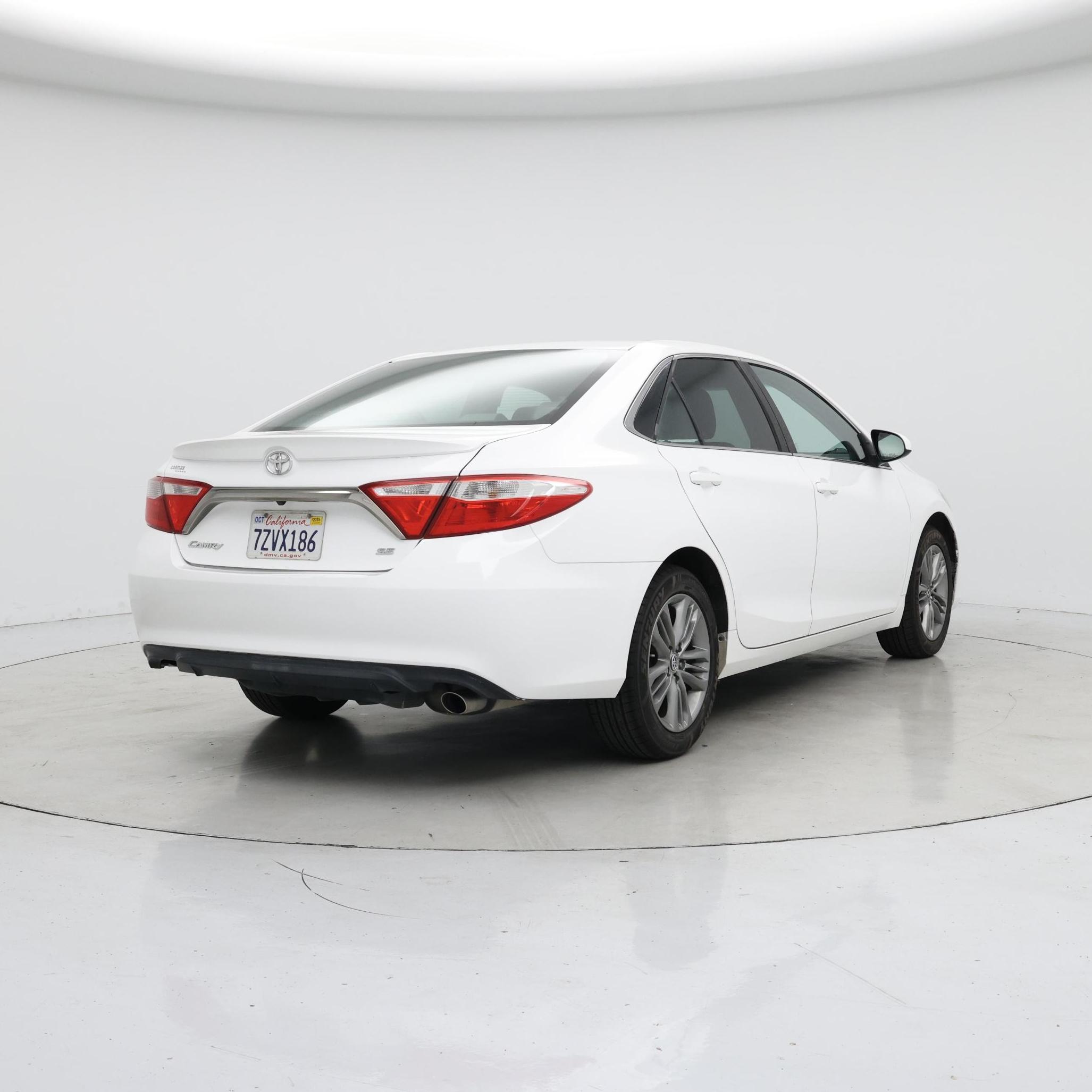 Thumbnail: 2016 Toyota Camry - 8