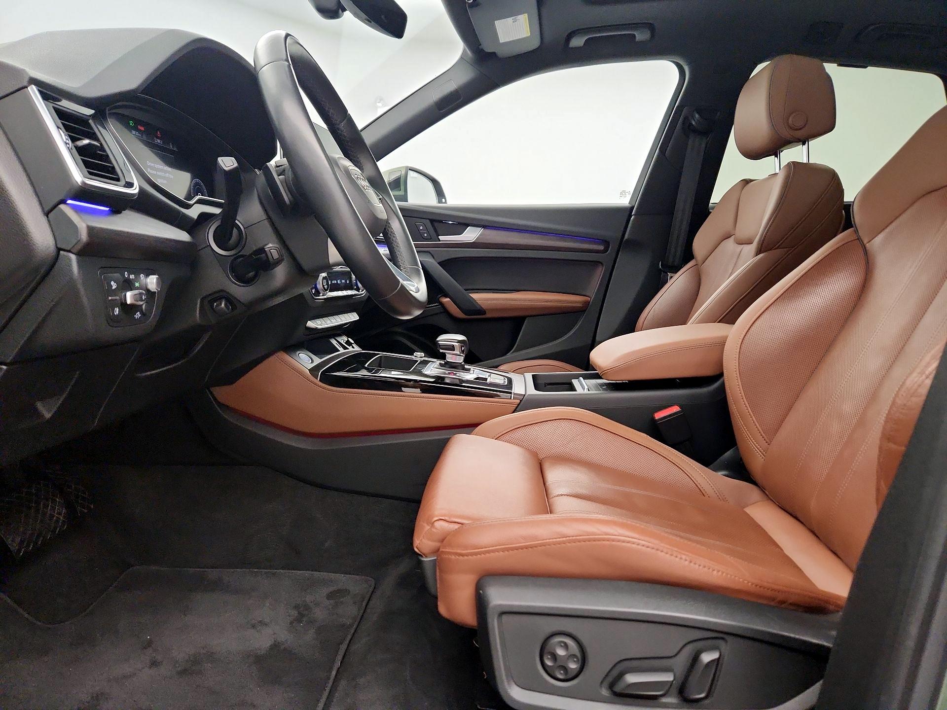 Thumbnail: 2021 Audi Q5 - 11
