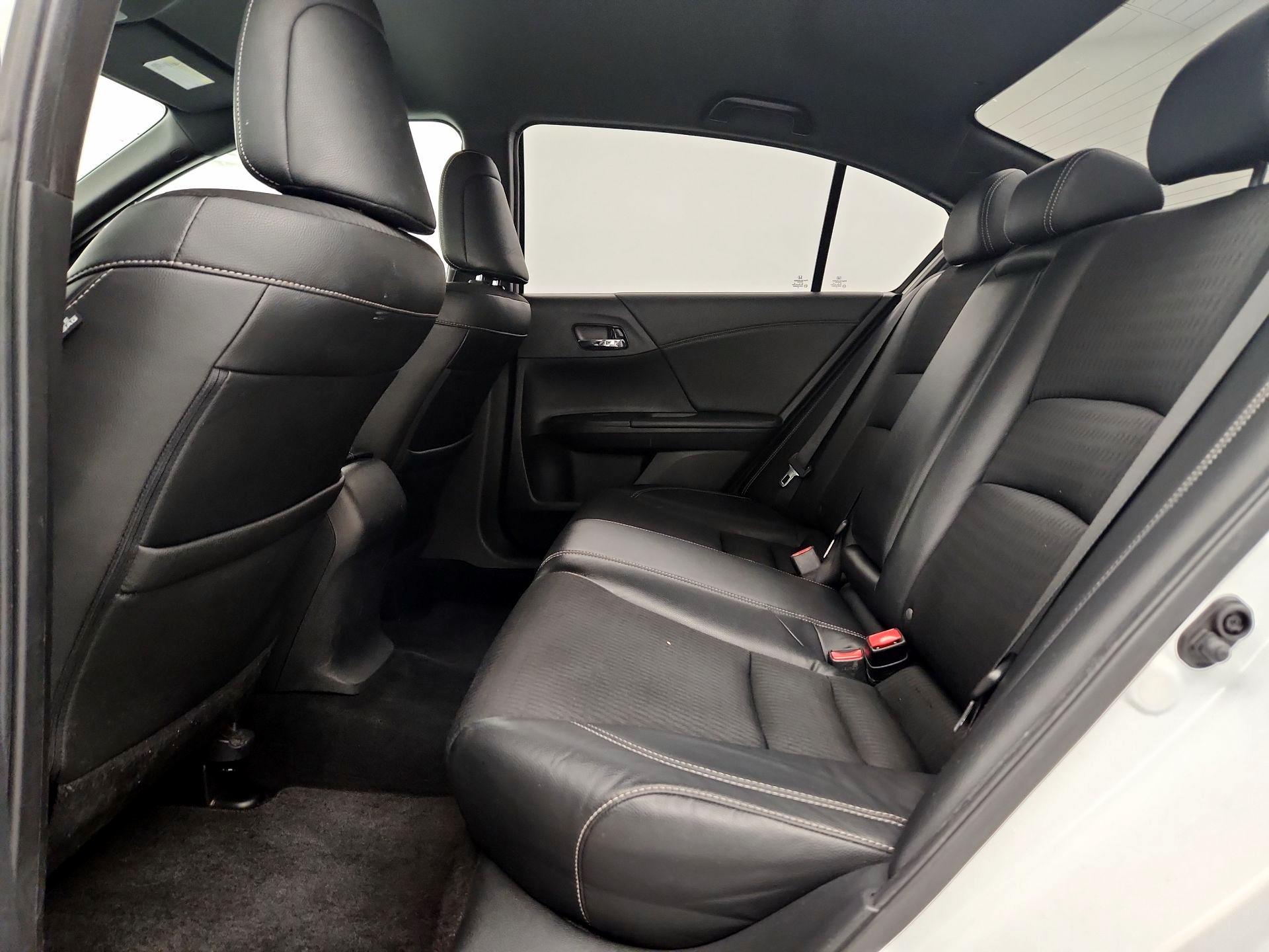 Thumbnail: 2016 Honda Accord - 18