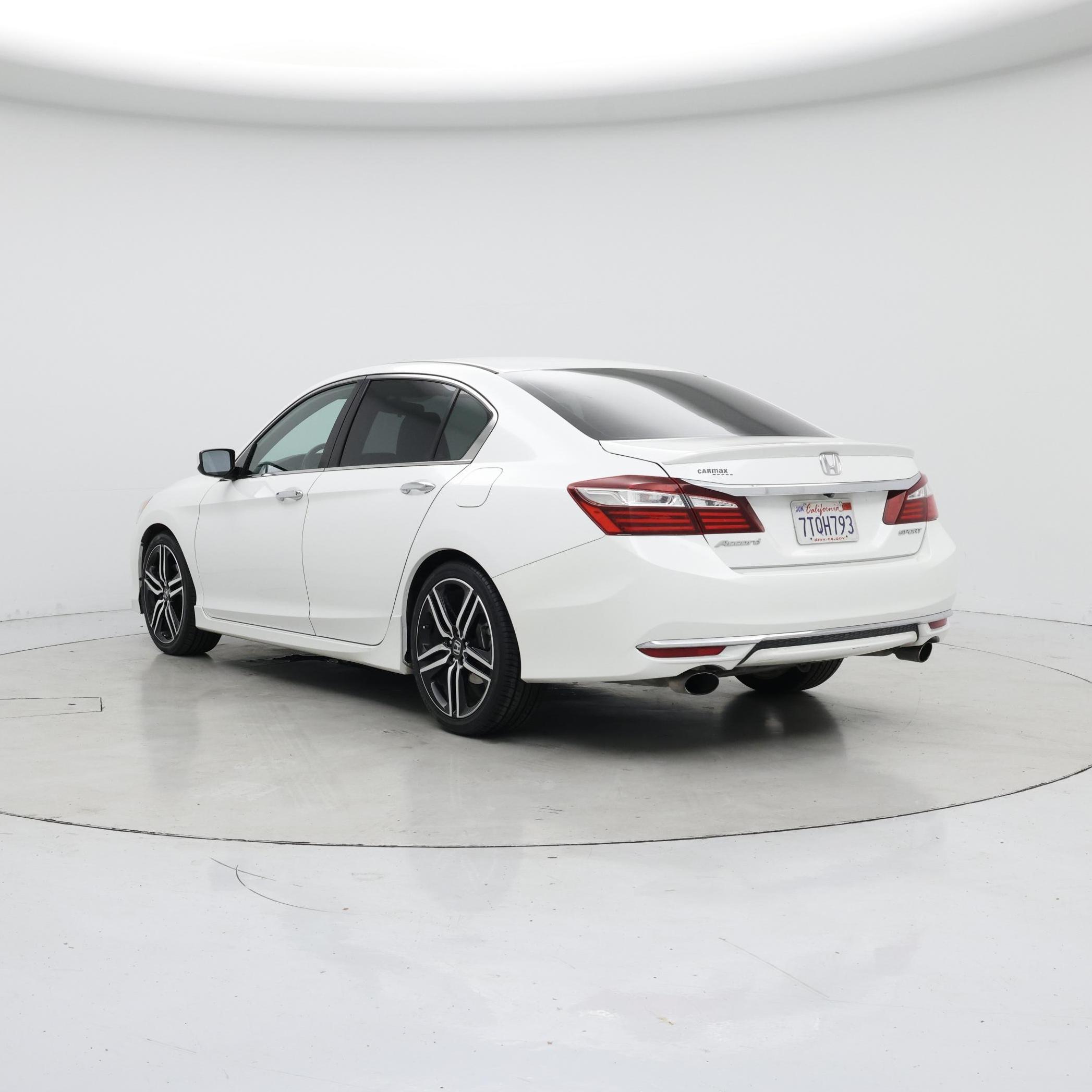 Thumbnail: 2016 Honda Accord - 2