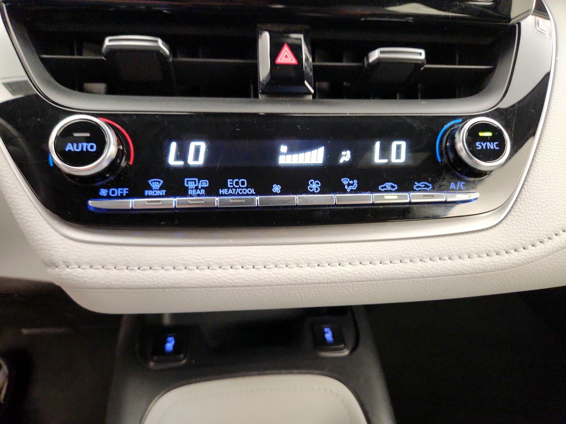 Thumbnail: 2021 Toyota Corolla - 16