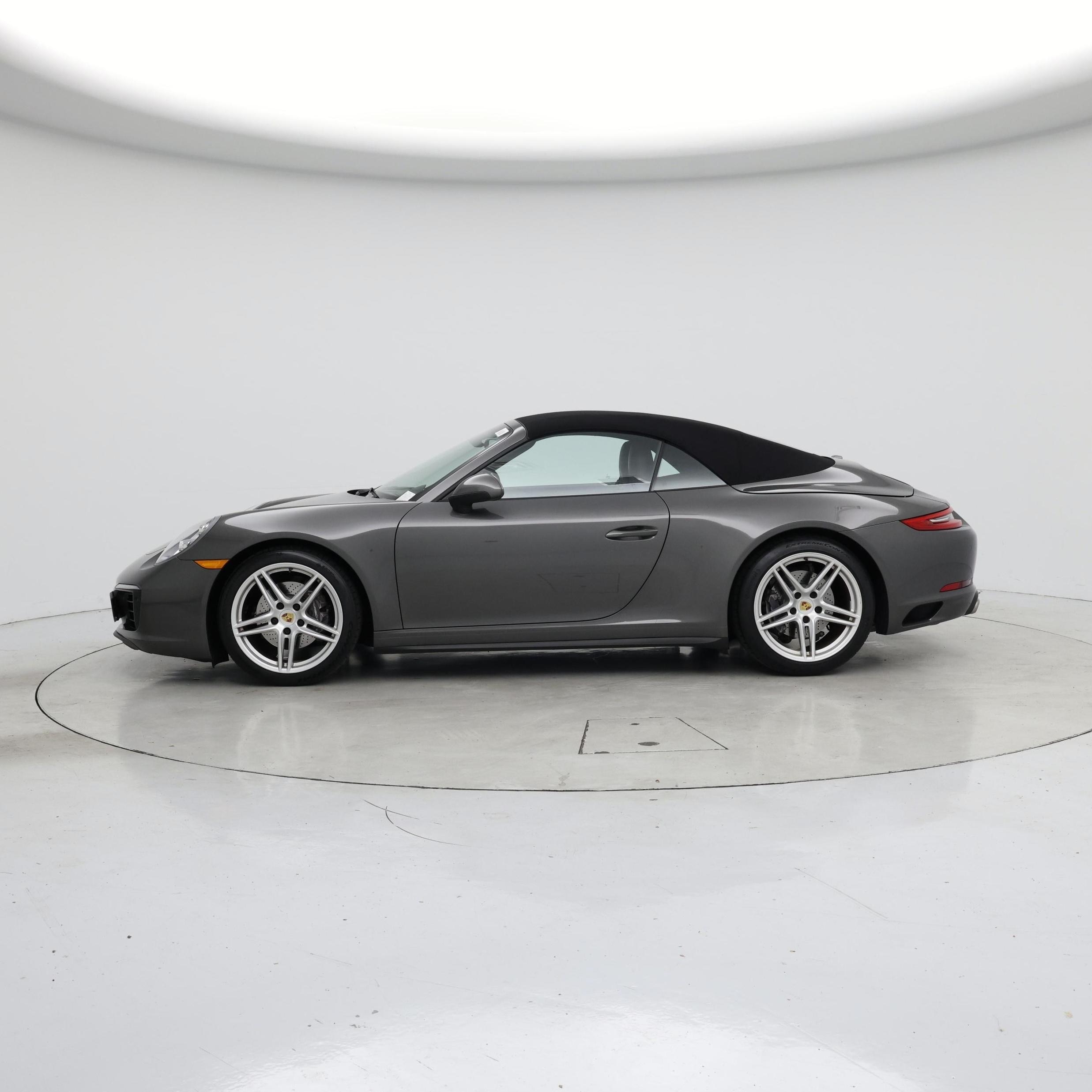 Thumbnail: 2019 Porsche 911 - 3
