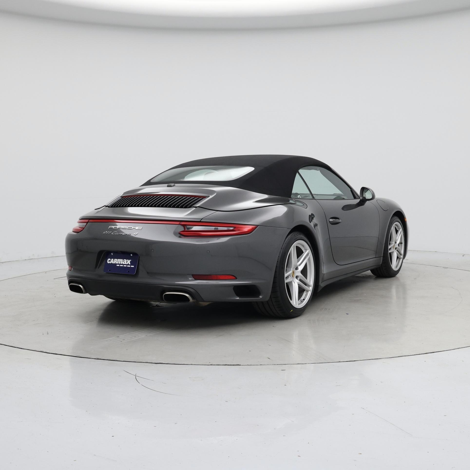Thumbnail: 2019 Porsche 911 - 8