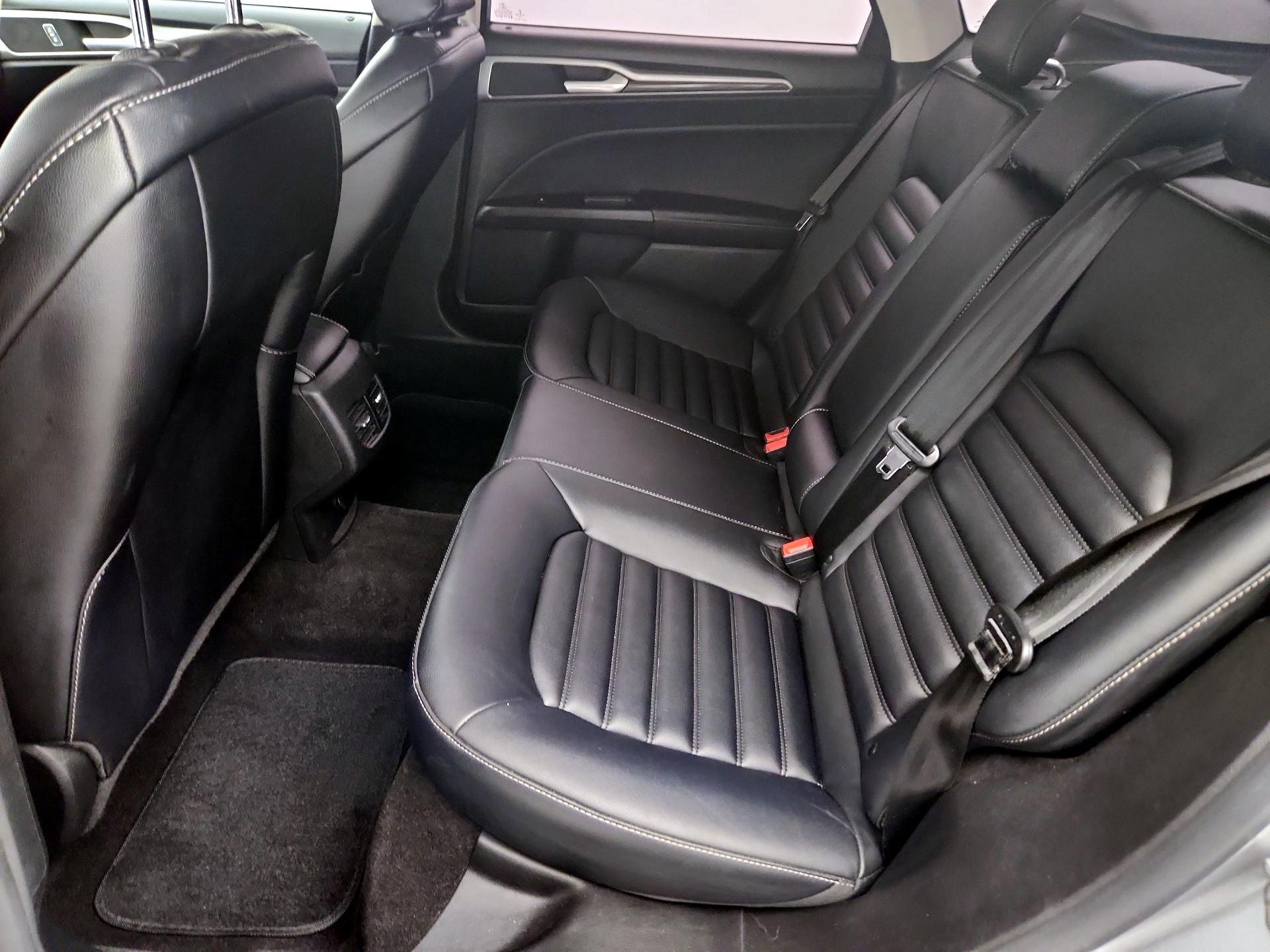 Thumbnail: 2020 Ford Fusion - 19