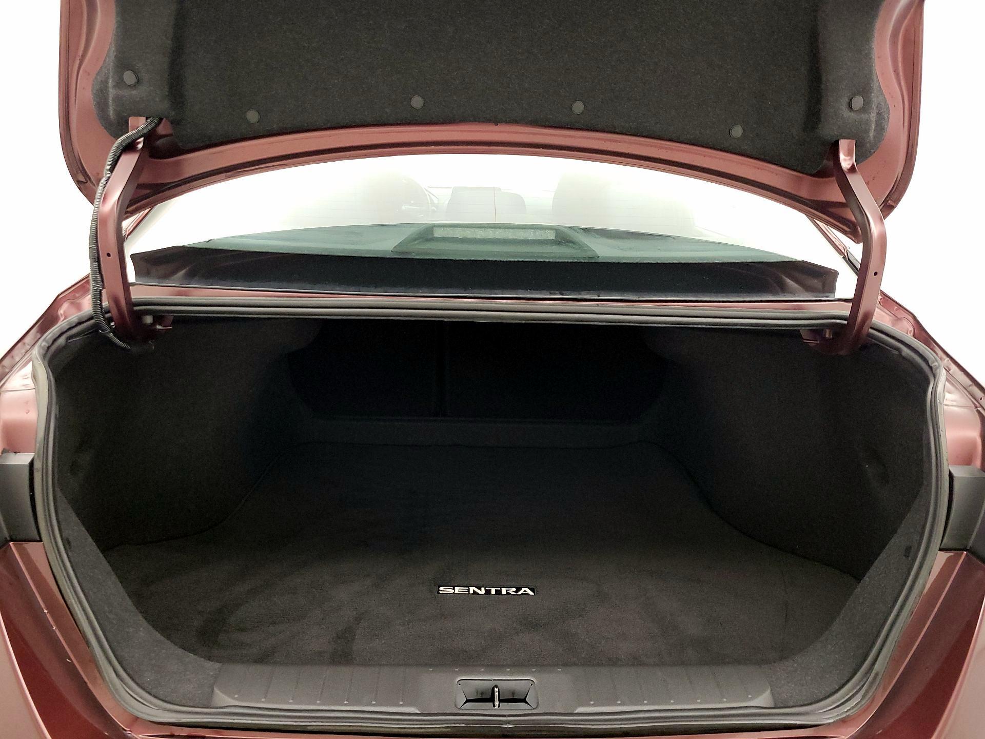 Thumbnail: 2024 Nissan Sentra - 20