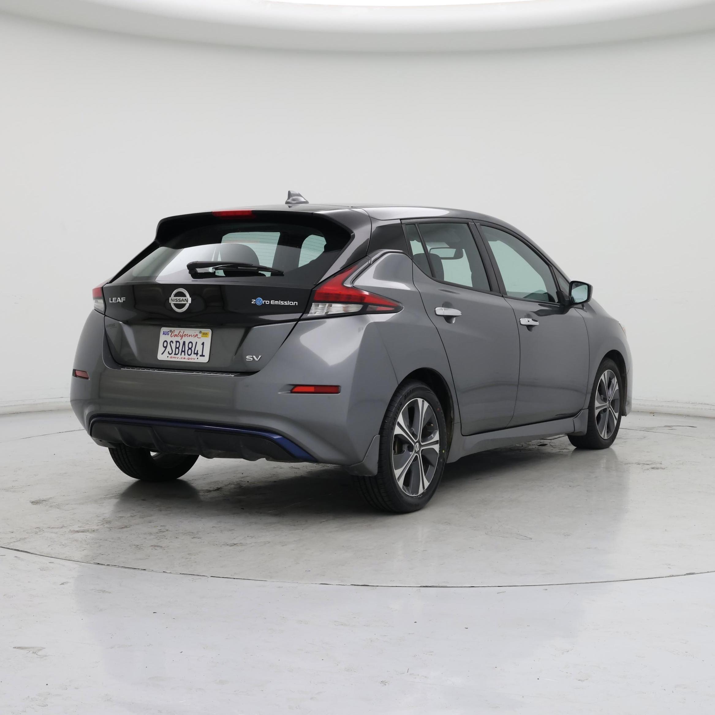 Thumbnail: 2019 Nissan Leaf - 8
