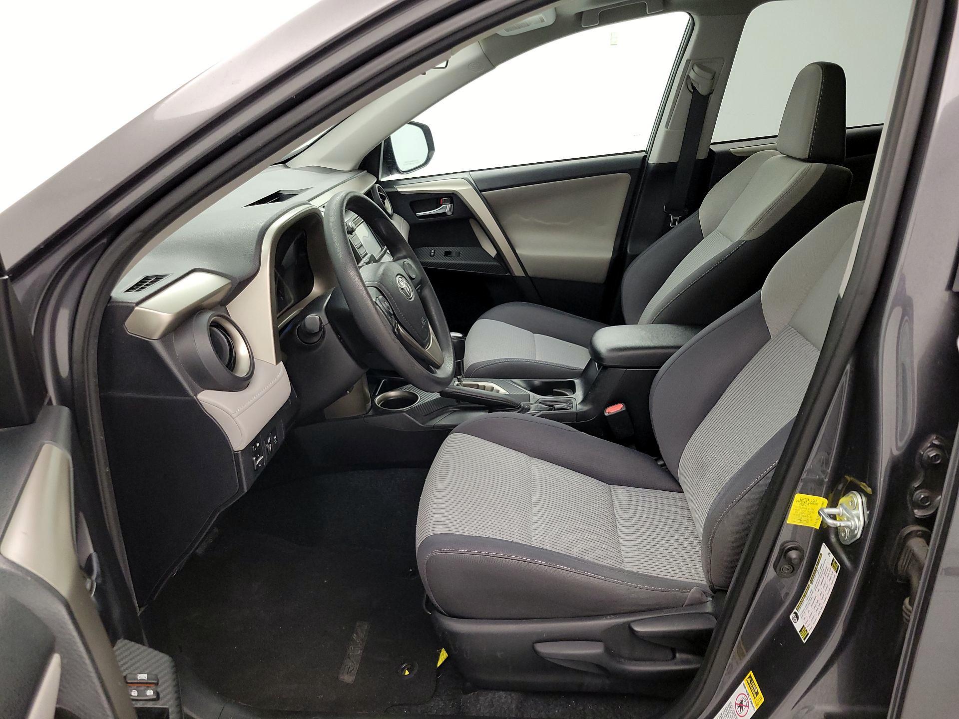 Thumbnail: 2014 Toyota RAV4 - 11