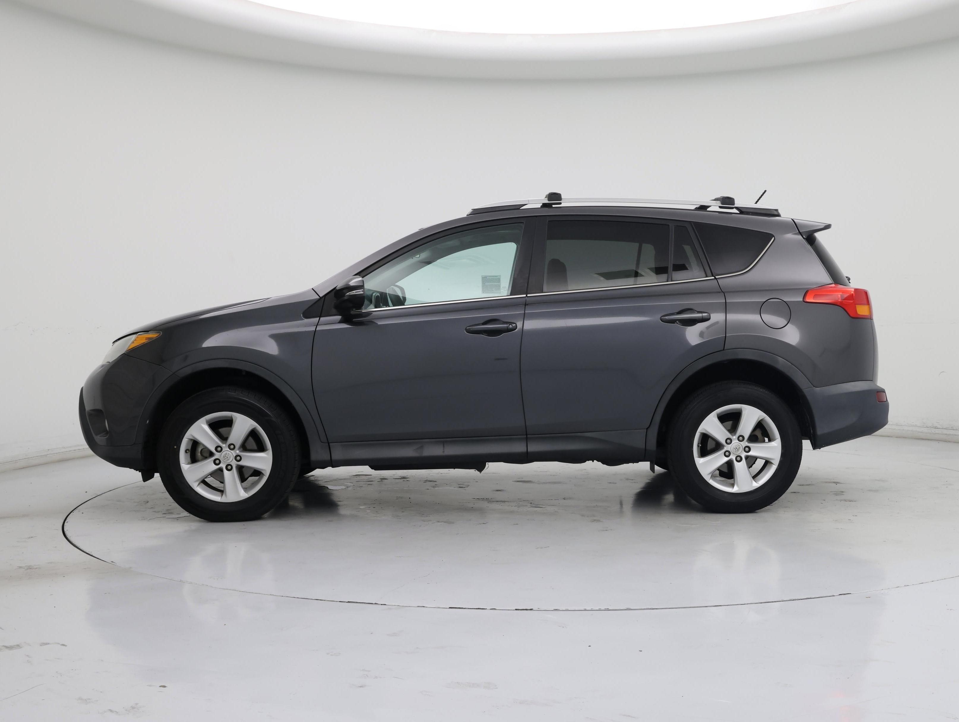 Thumbnail: 2014 Toyota RAV4 - 3