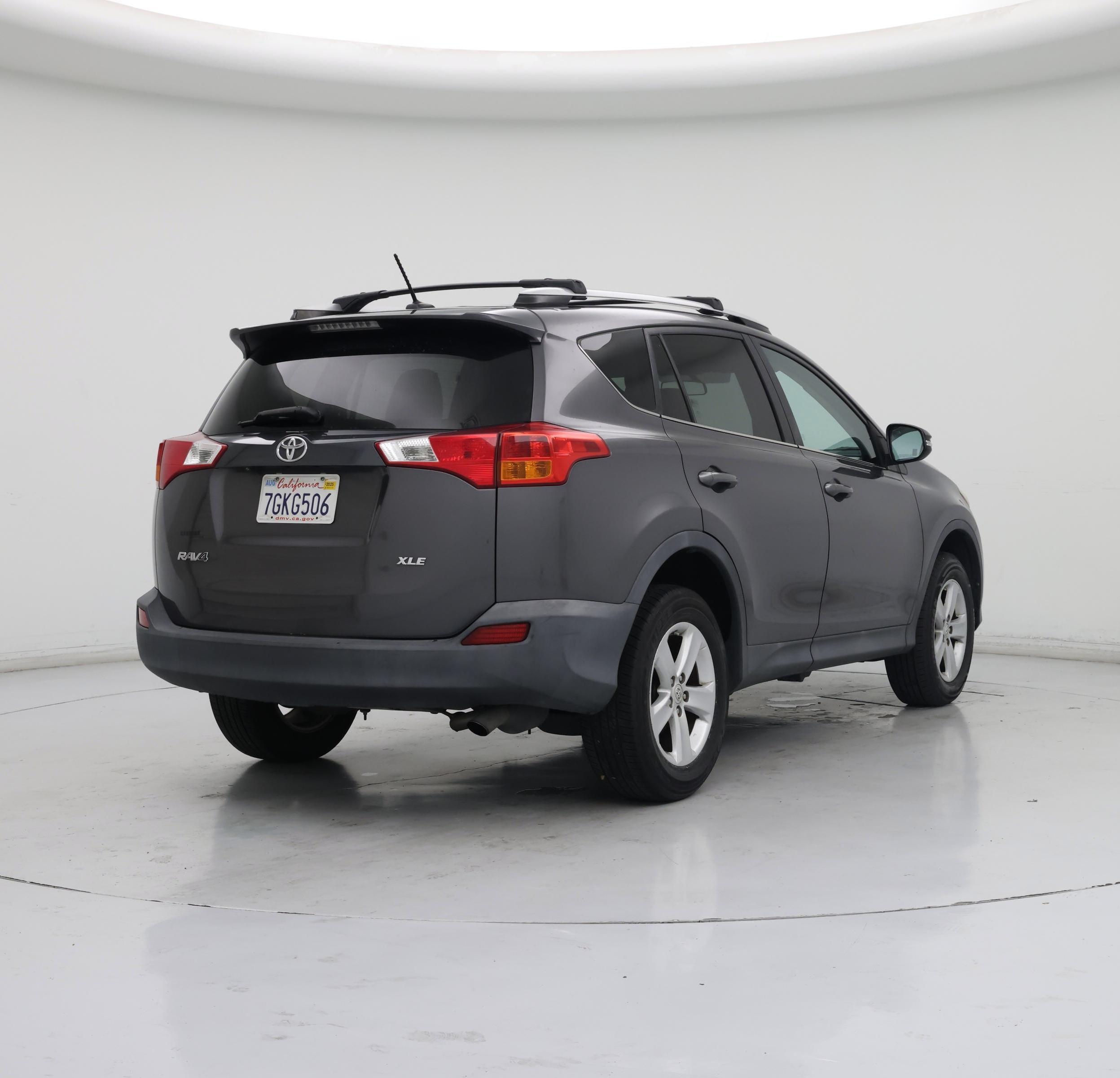 Thumbnail: 2014 Toyota RAV4 - 8