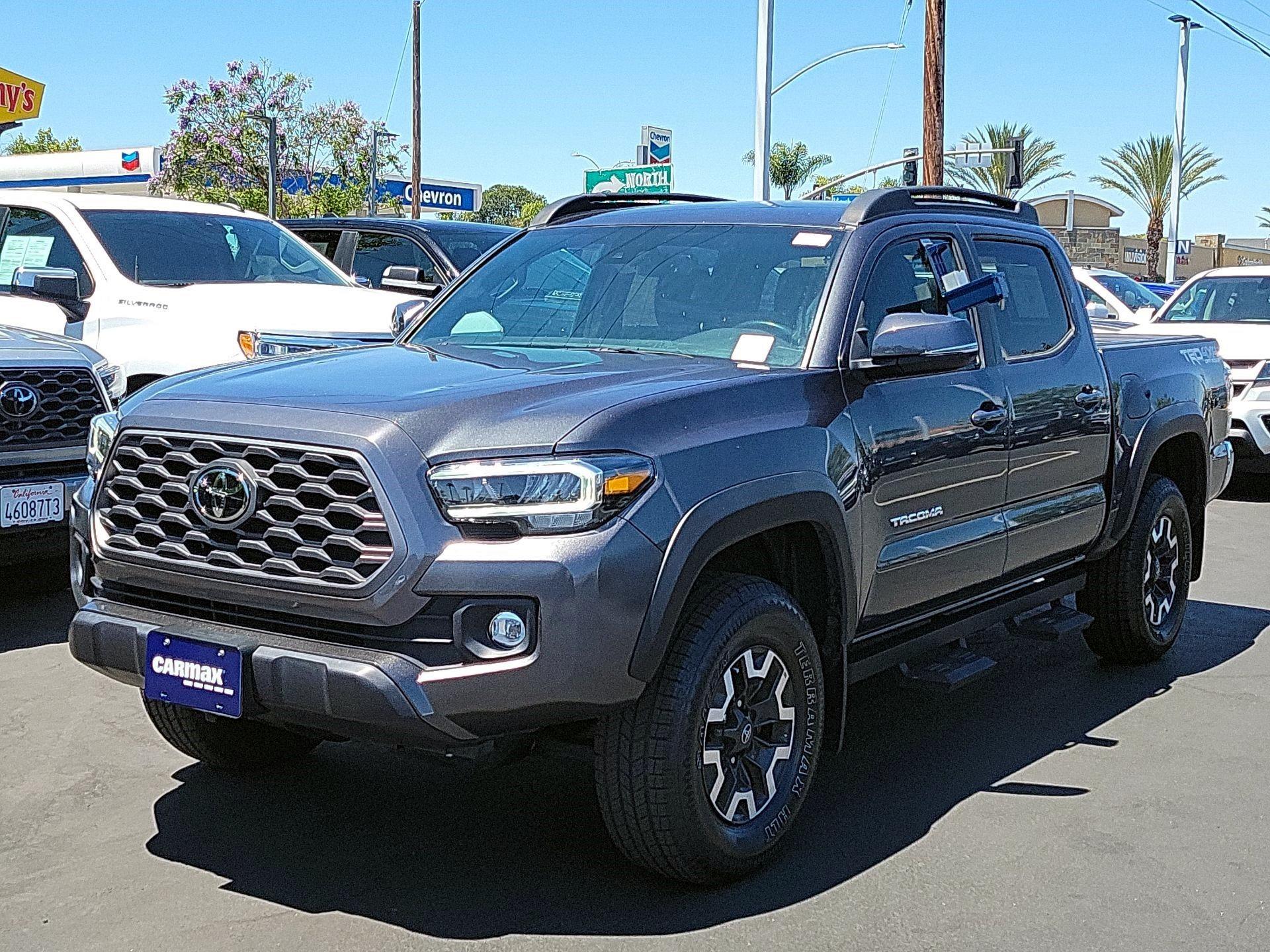 Thumbnail: 2023 Toyota Tacoma - 3