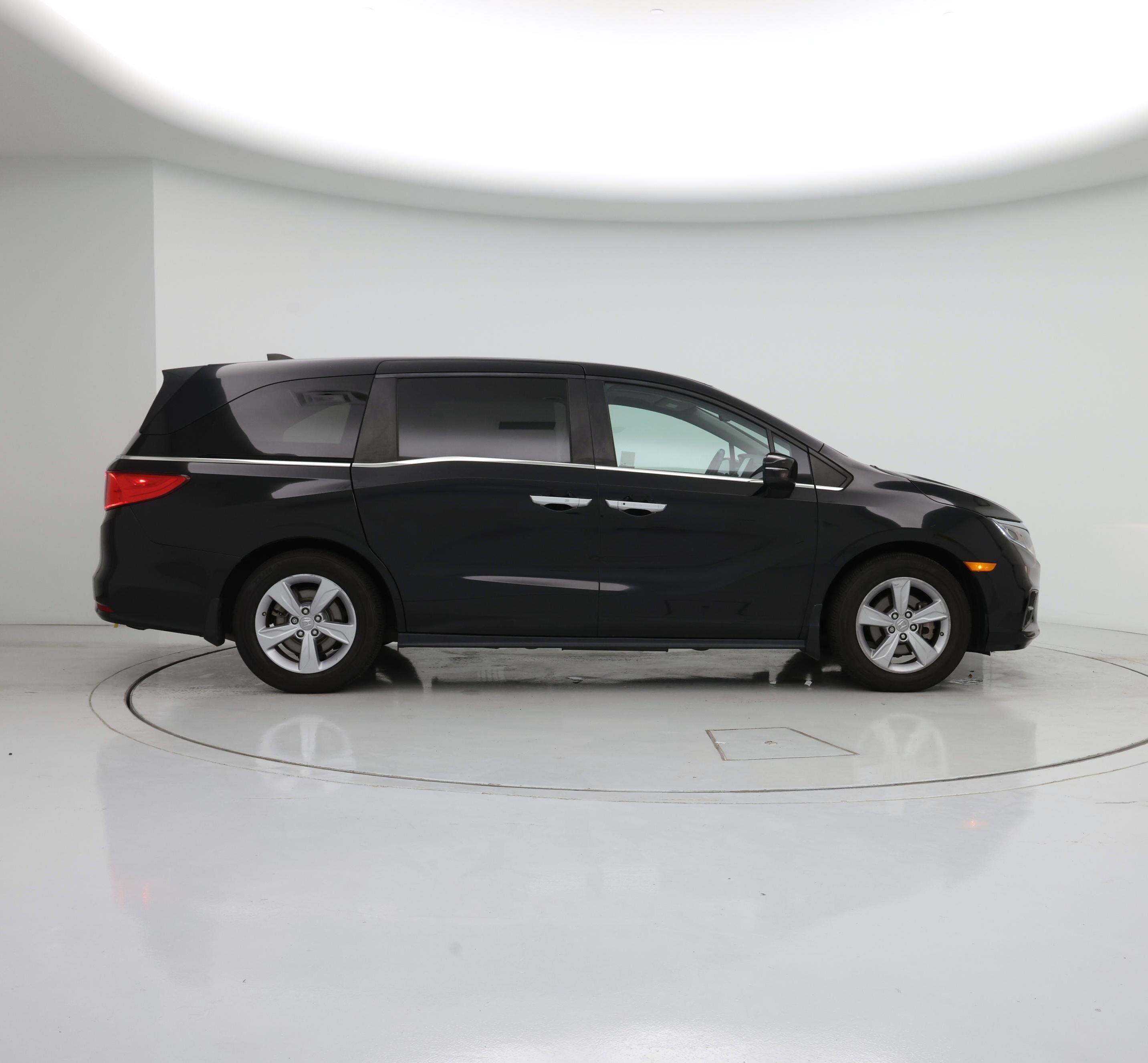 Thumbnail: 2019 Honda Odyssey - 7