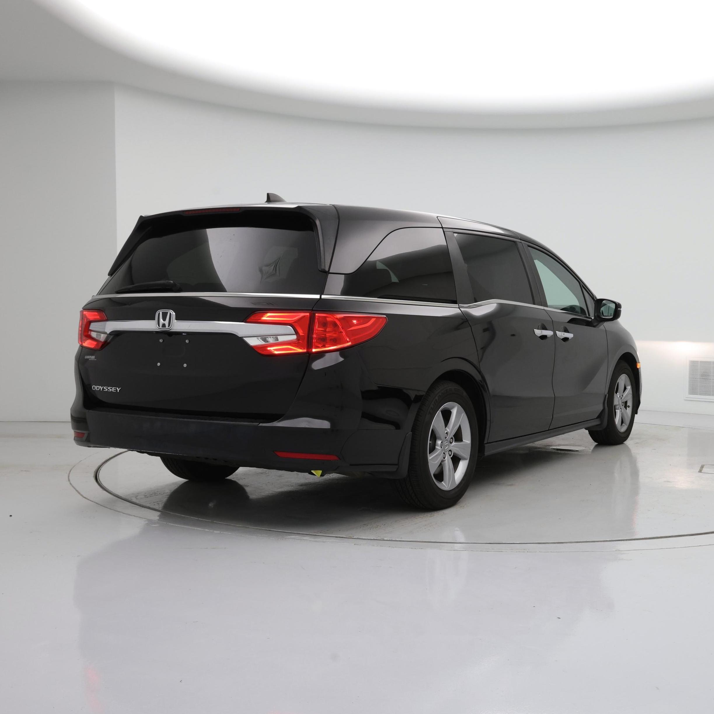 Thumbnail: 2019 Honda Odyssey - 8