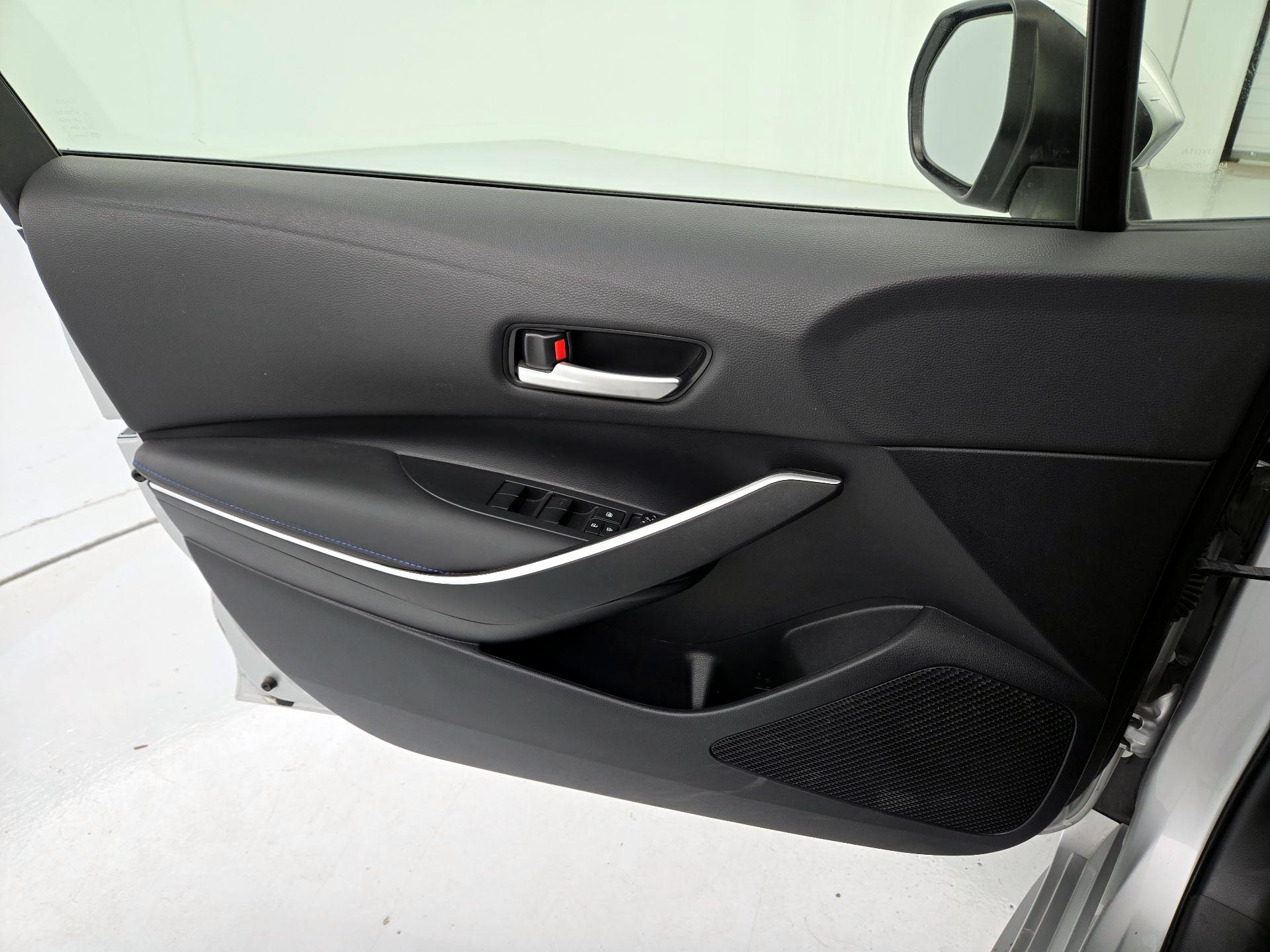 Thumbnail: 2022 Toyota Corolla - 12