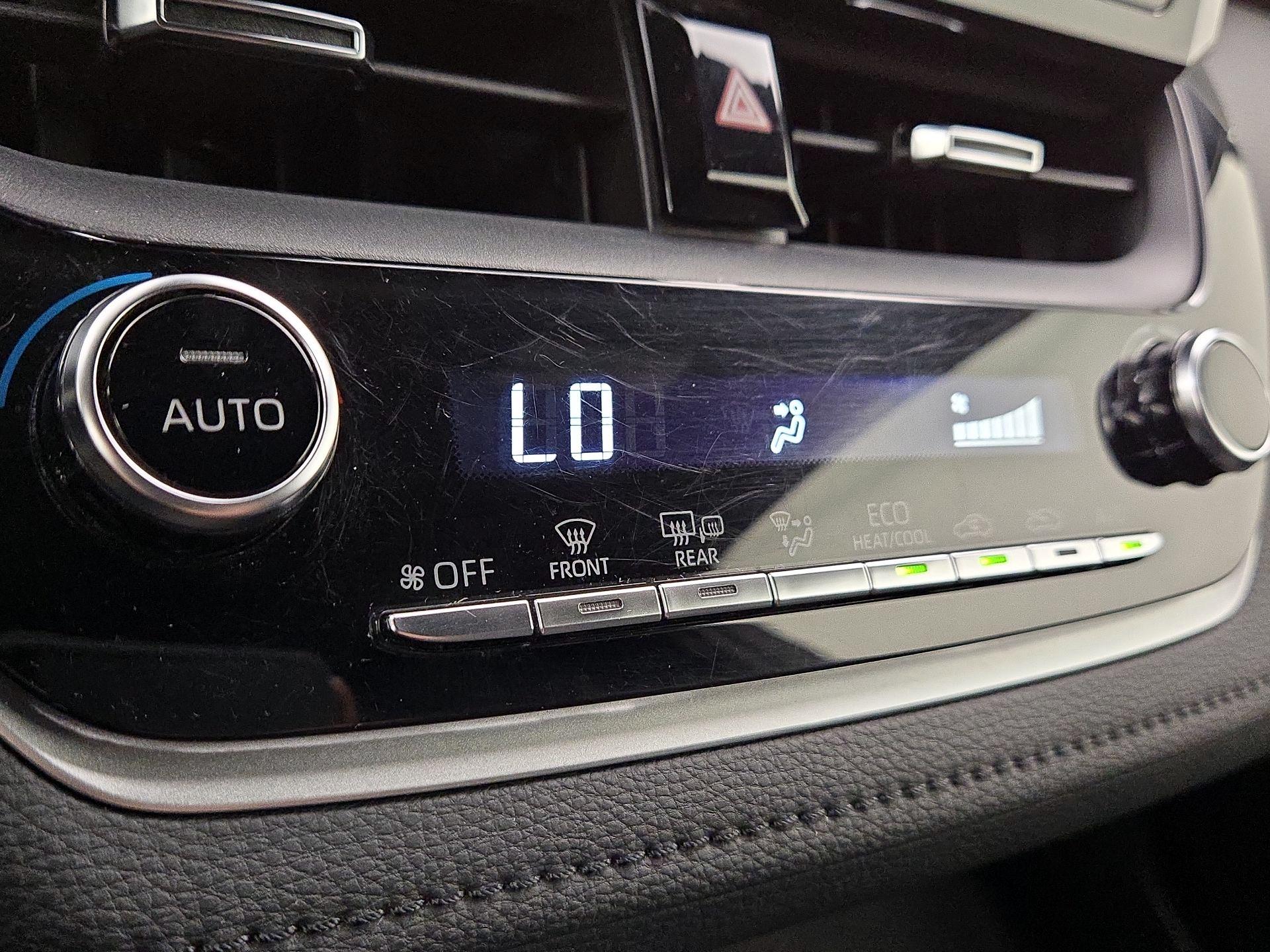 Thumbnail: 2022 Toyota Corolla - 16