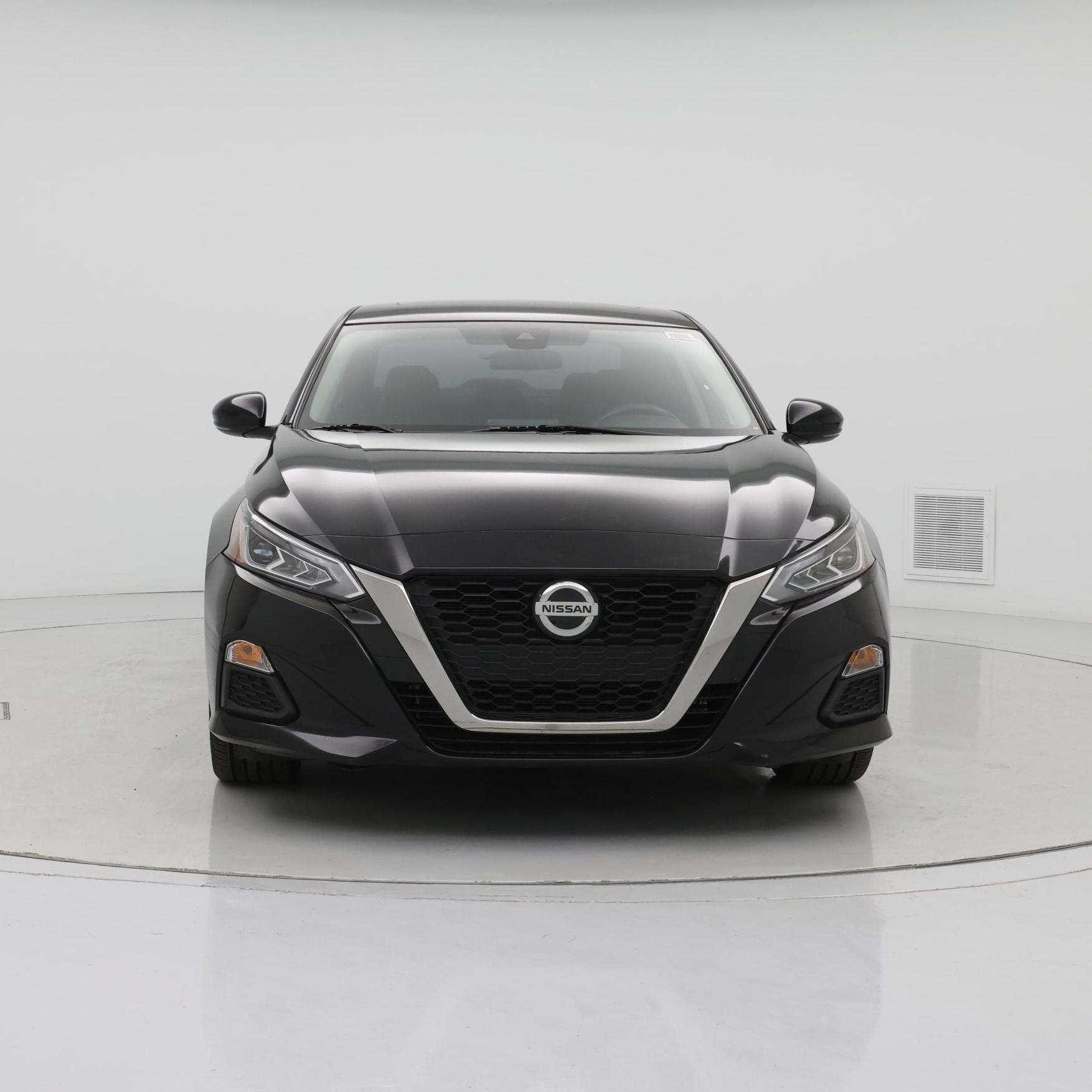 Thumbnail: 2020 Nissan Altima - 5