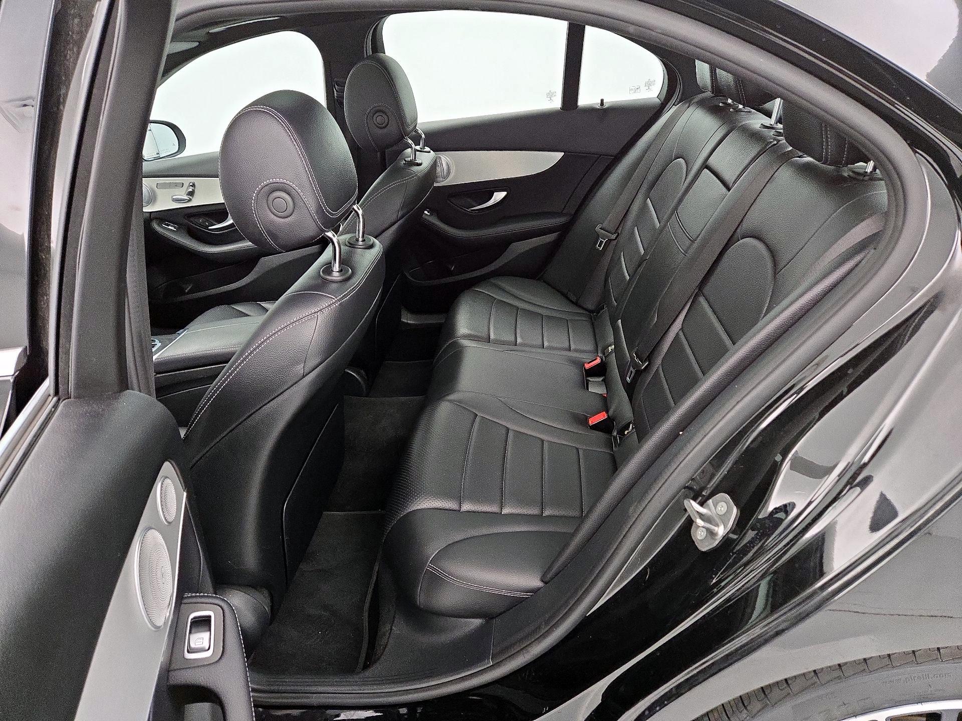 Thumbnail: 2021 Mercedes-Benz C-Class - 20