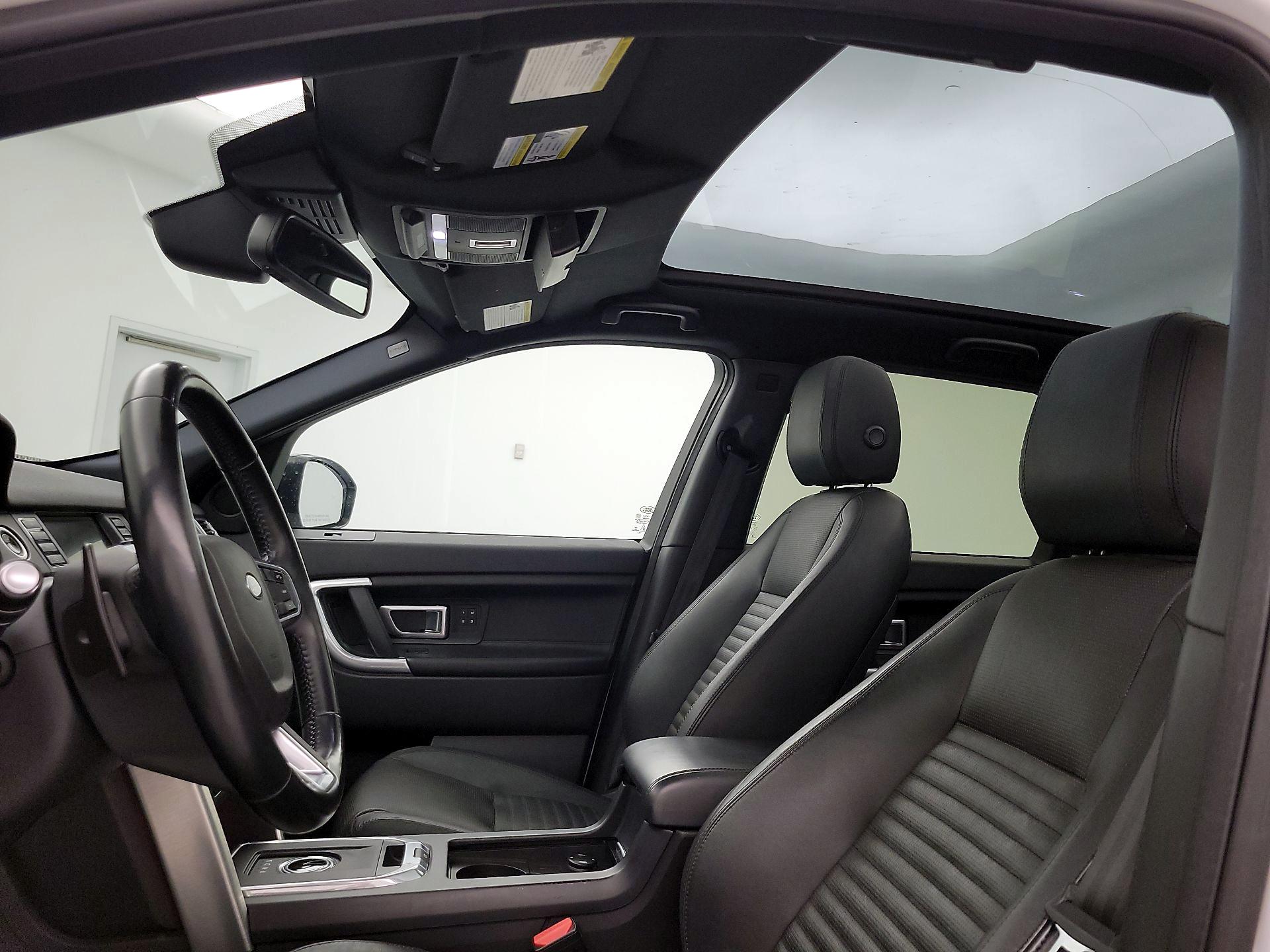 Thumbnail: 2015 Land Rover Discovery Sport - 20