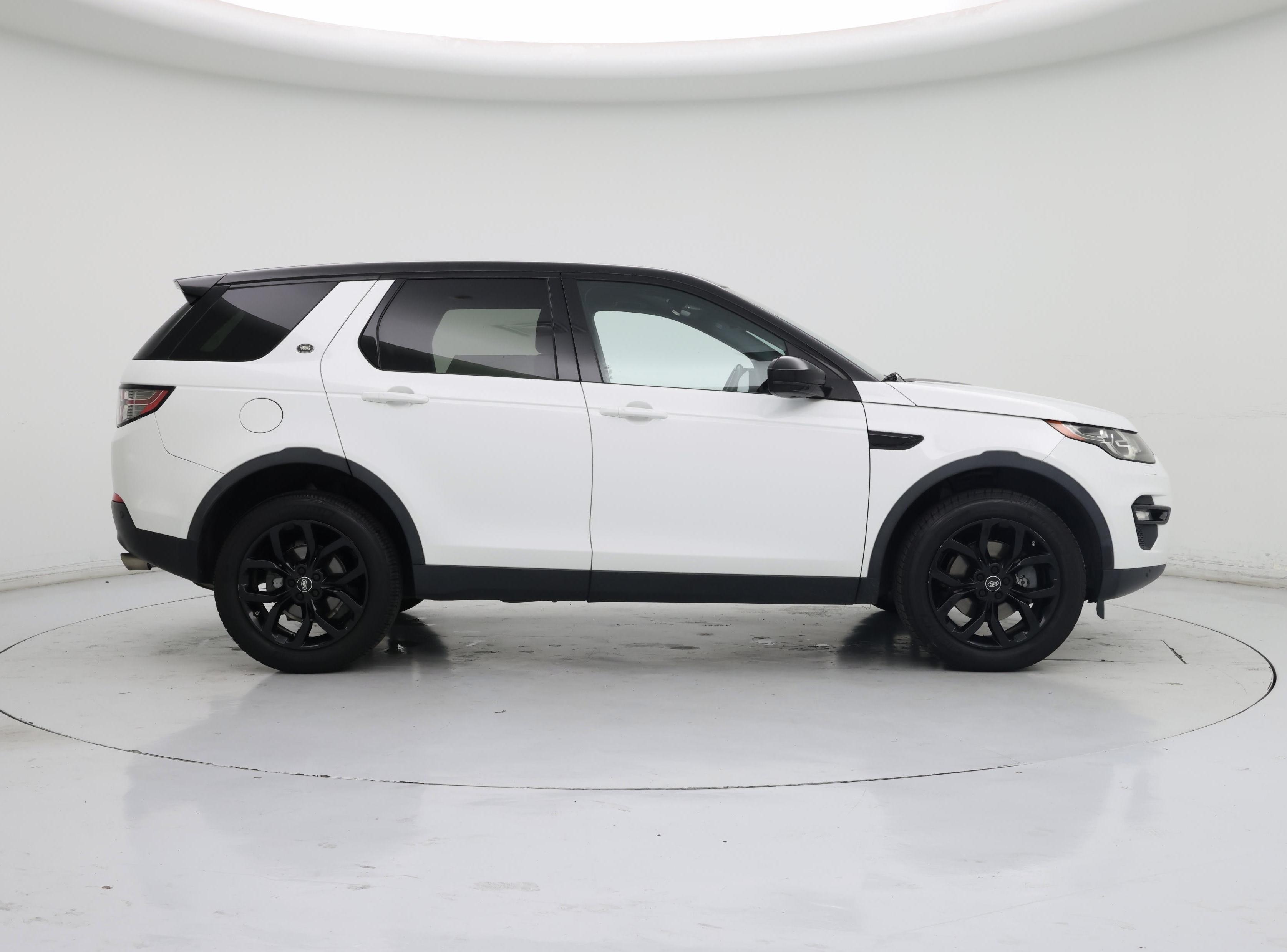 Thumbnail: 2015 Land Rover Discovery Sport - 7