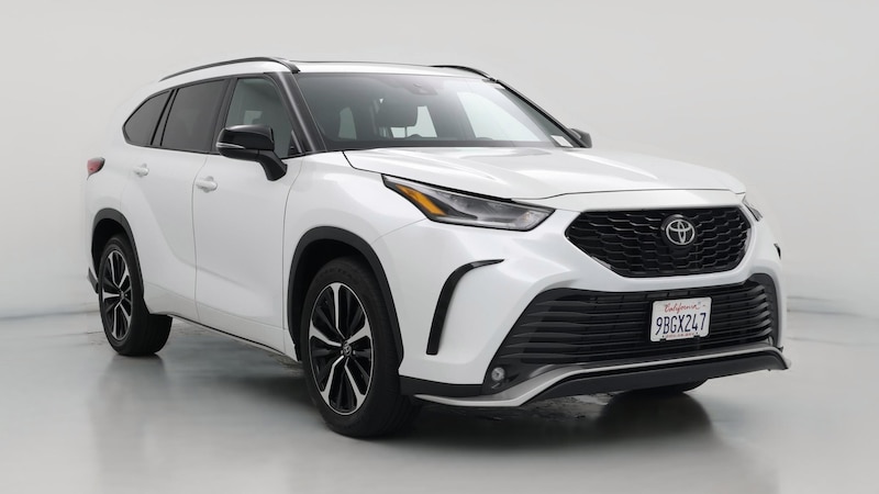 2022 Toyota Highlander XSE Hero Image