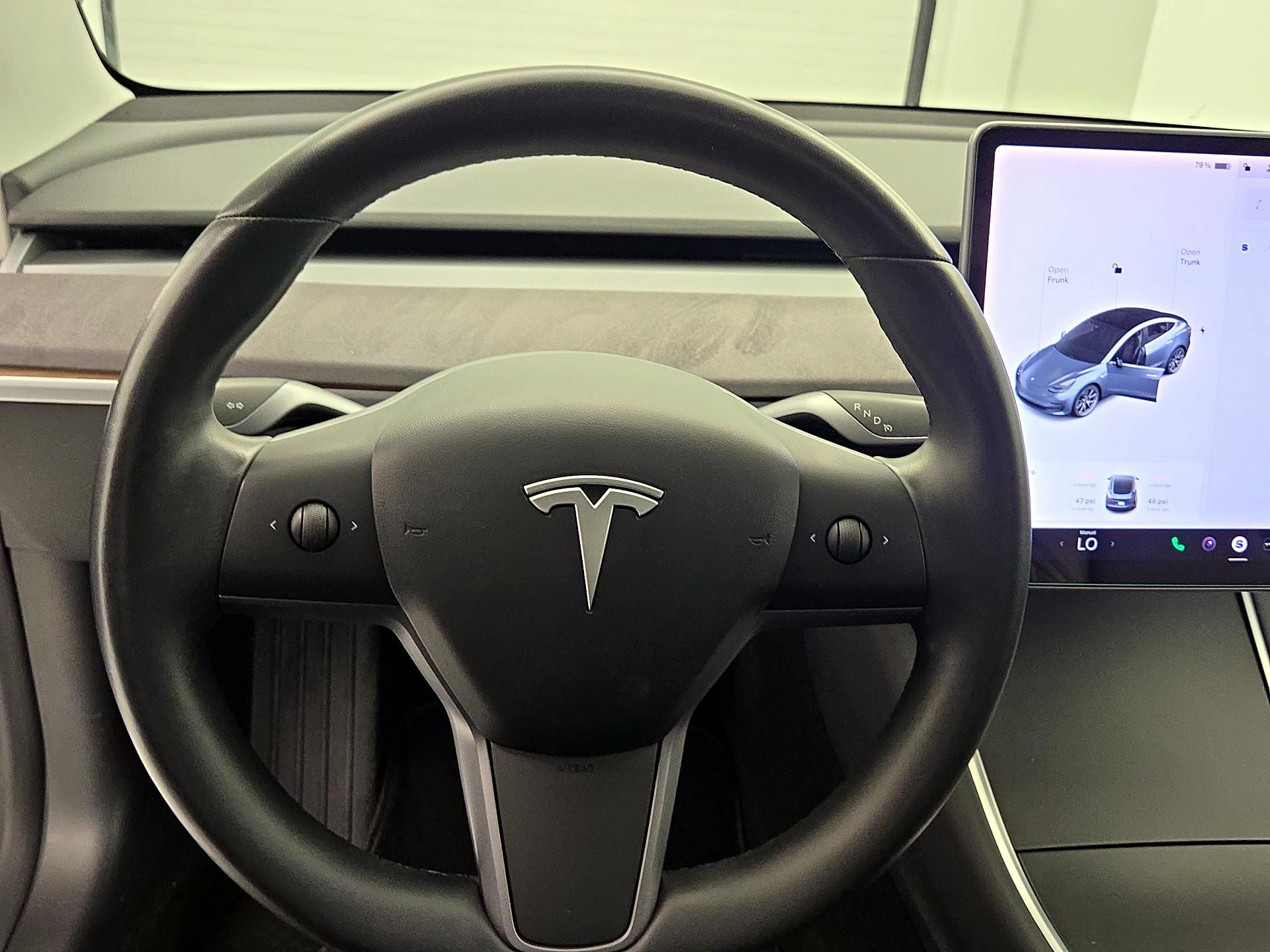Thumbnail: 2019 Tesla Model 3 - 10