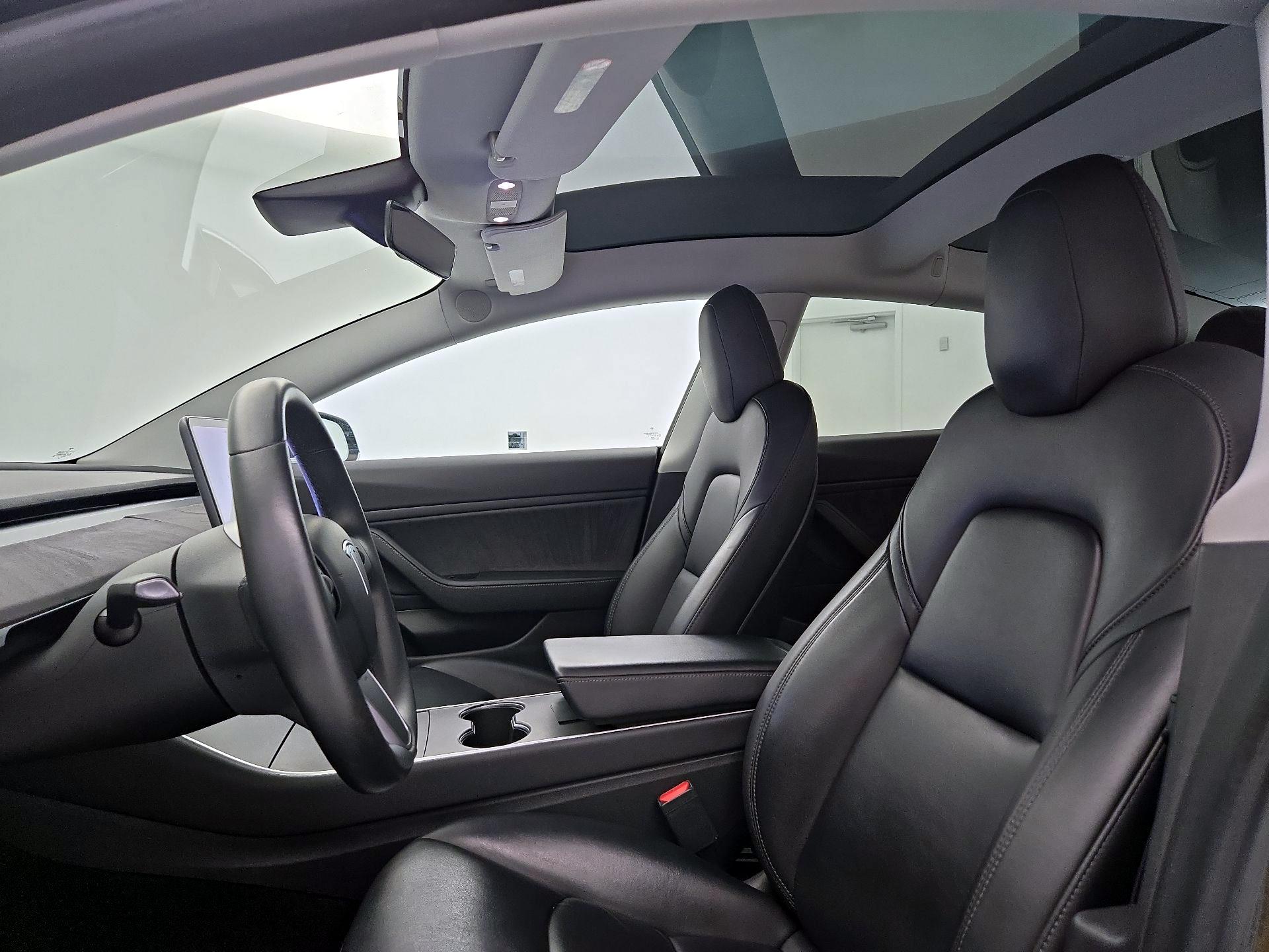 Thumbnail: 2019 Tesla Model 3 - 18