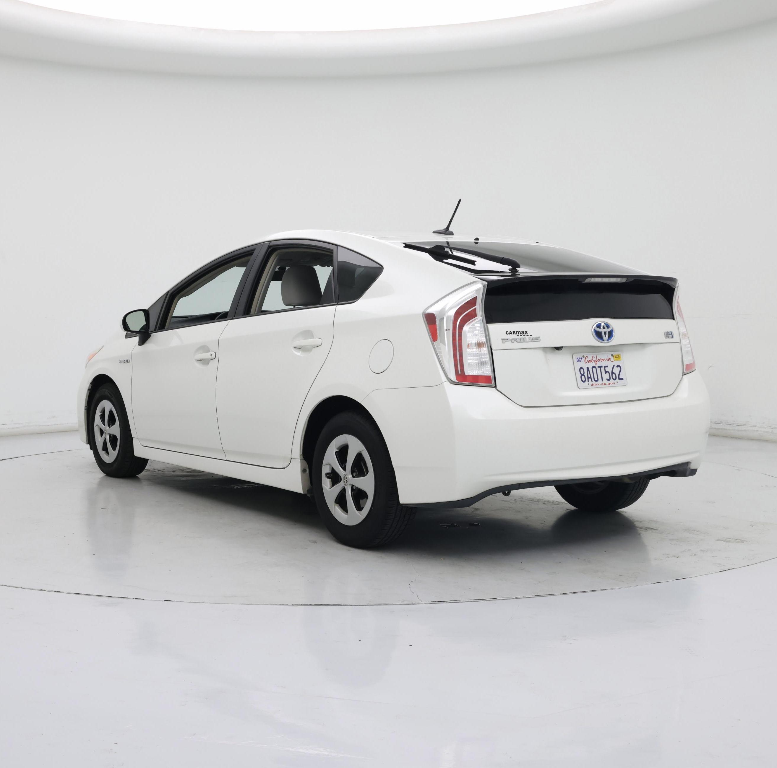 Thumbnail: 2015 Toyota Prius - 2