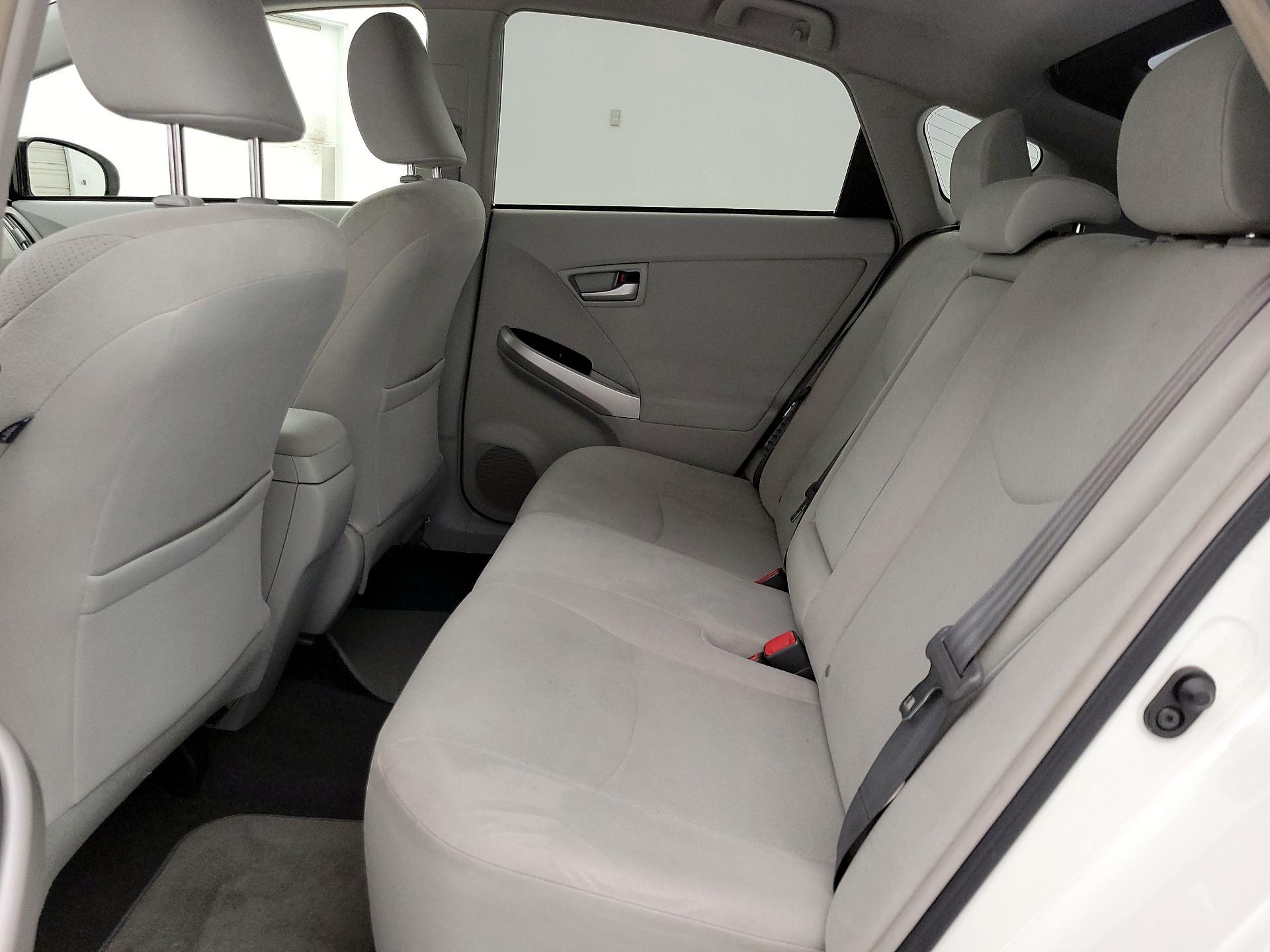Thumbnail: 2015 Toyota Prius - 19
