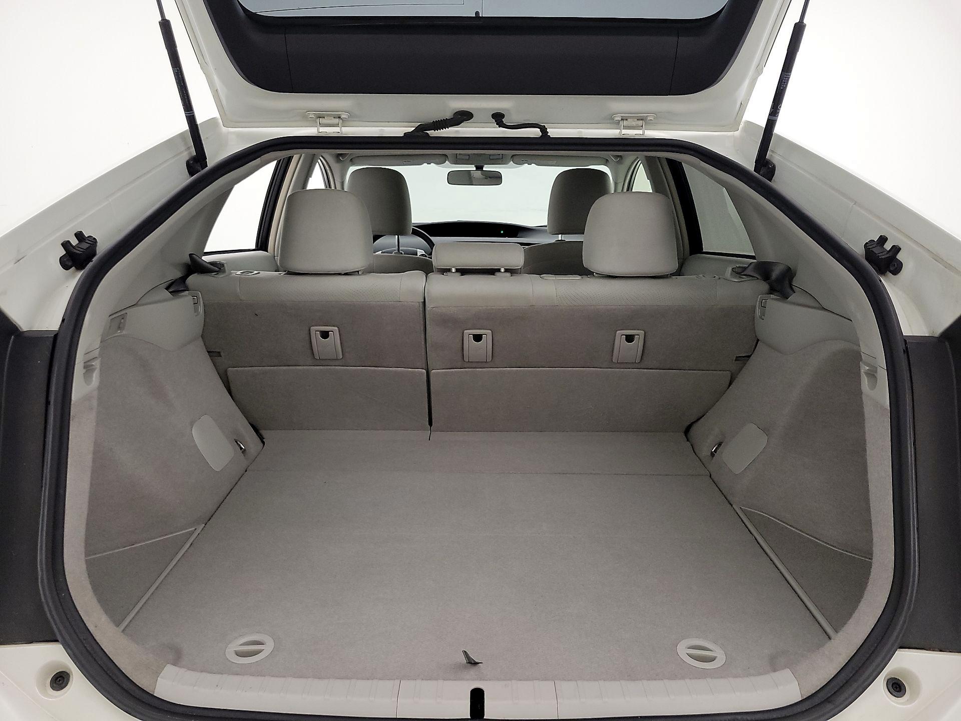 Thumbnail: 2015 Toyota Prius - 20