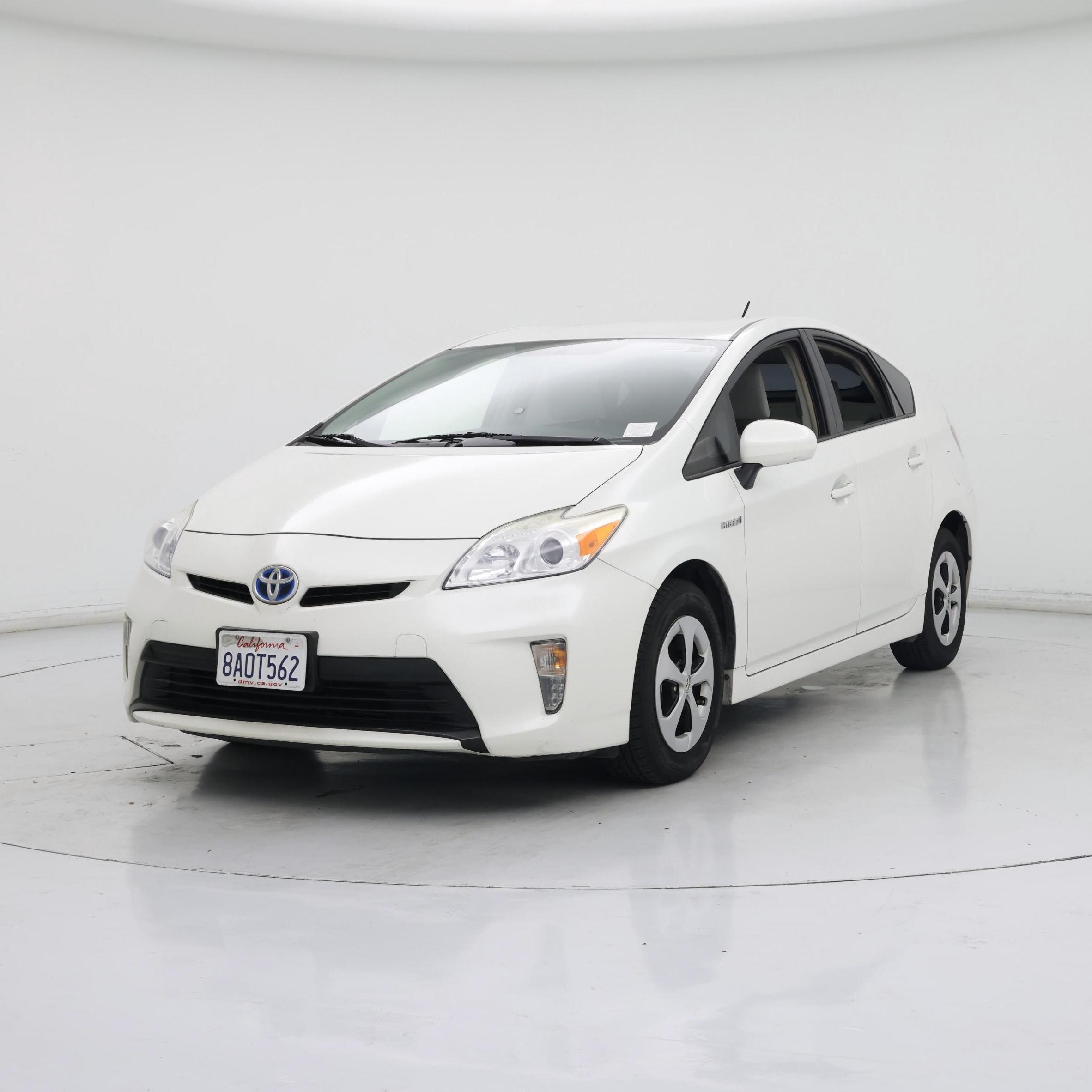 Thumbnail: 2015 Toyota Prius - 4