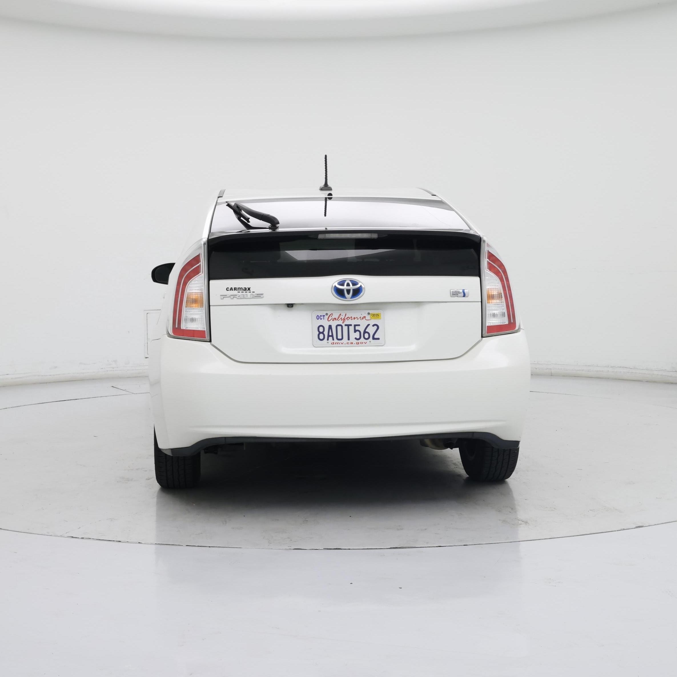 Thumbnail: 2015 Toyota Prius - 6