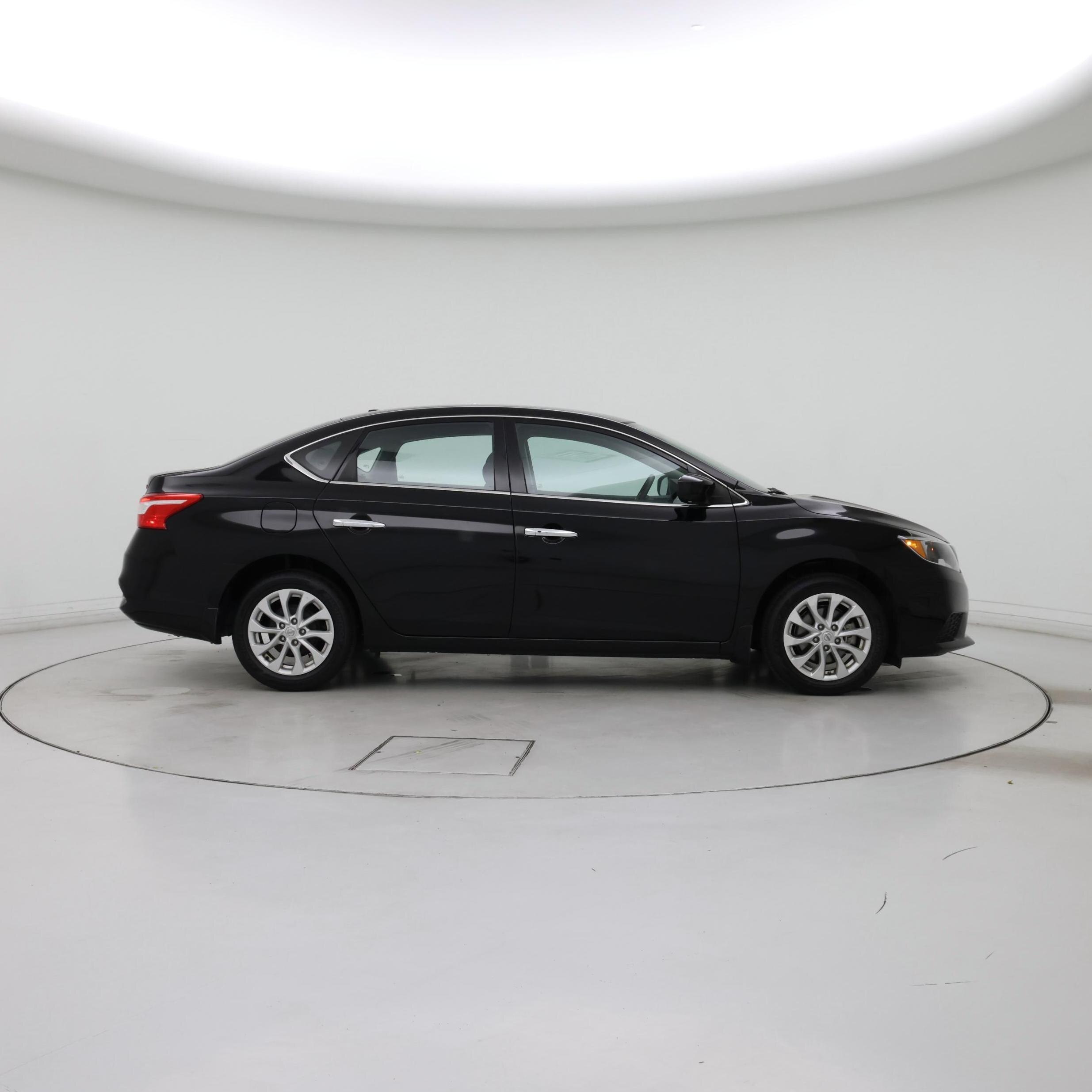 Thumbnail: 2019 Nissan Sentra - 7