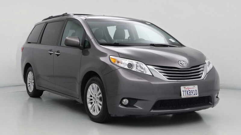 2016 Toyota Sienna XLE Hero Image