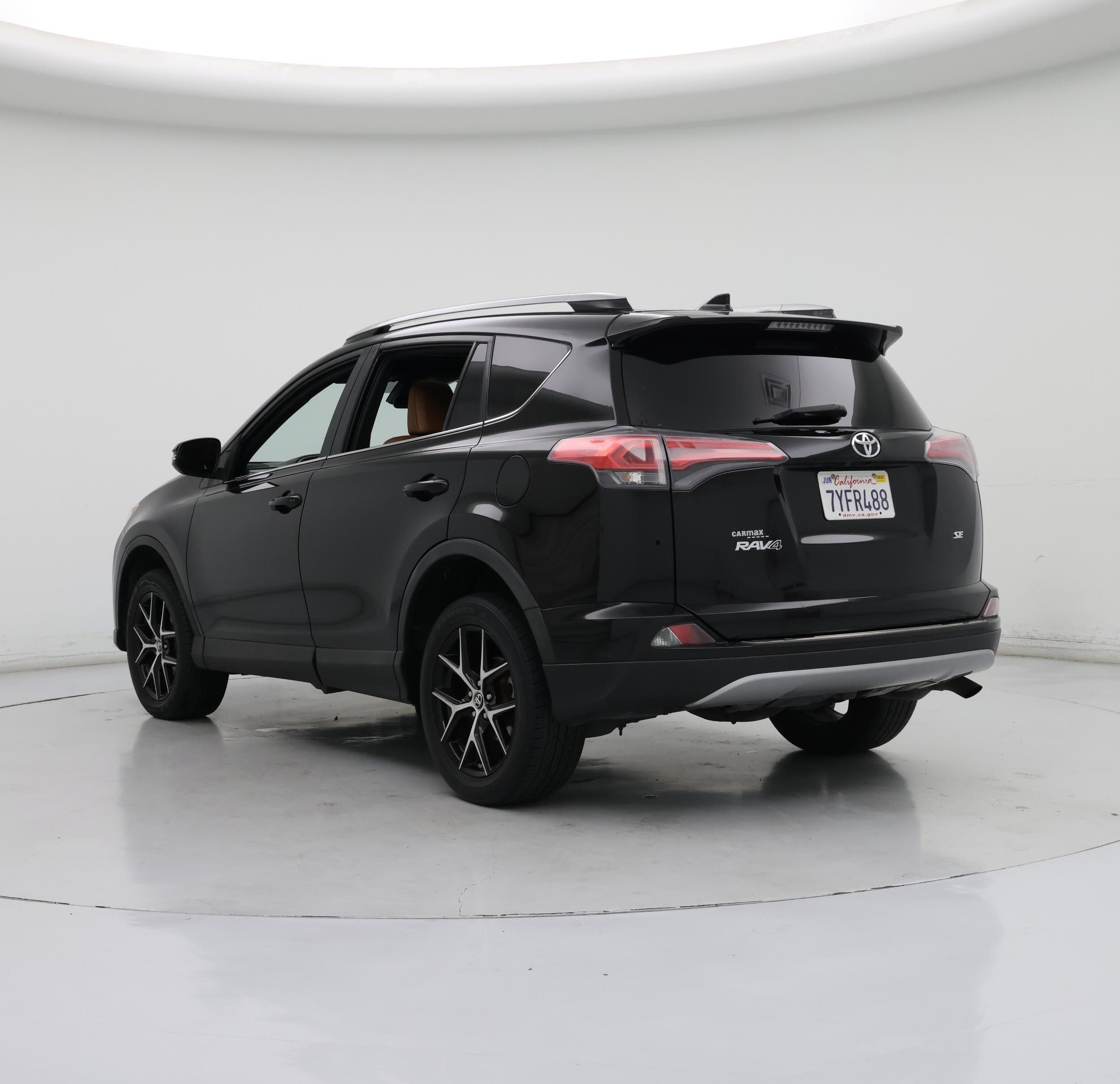 Thumbnail: 2017 Toyota RAV4 - 2