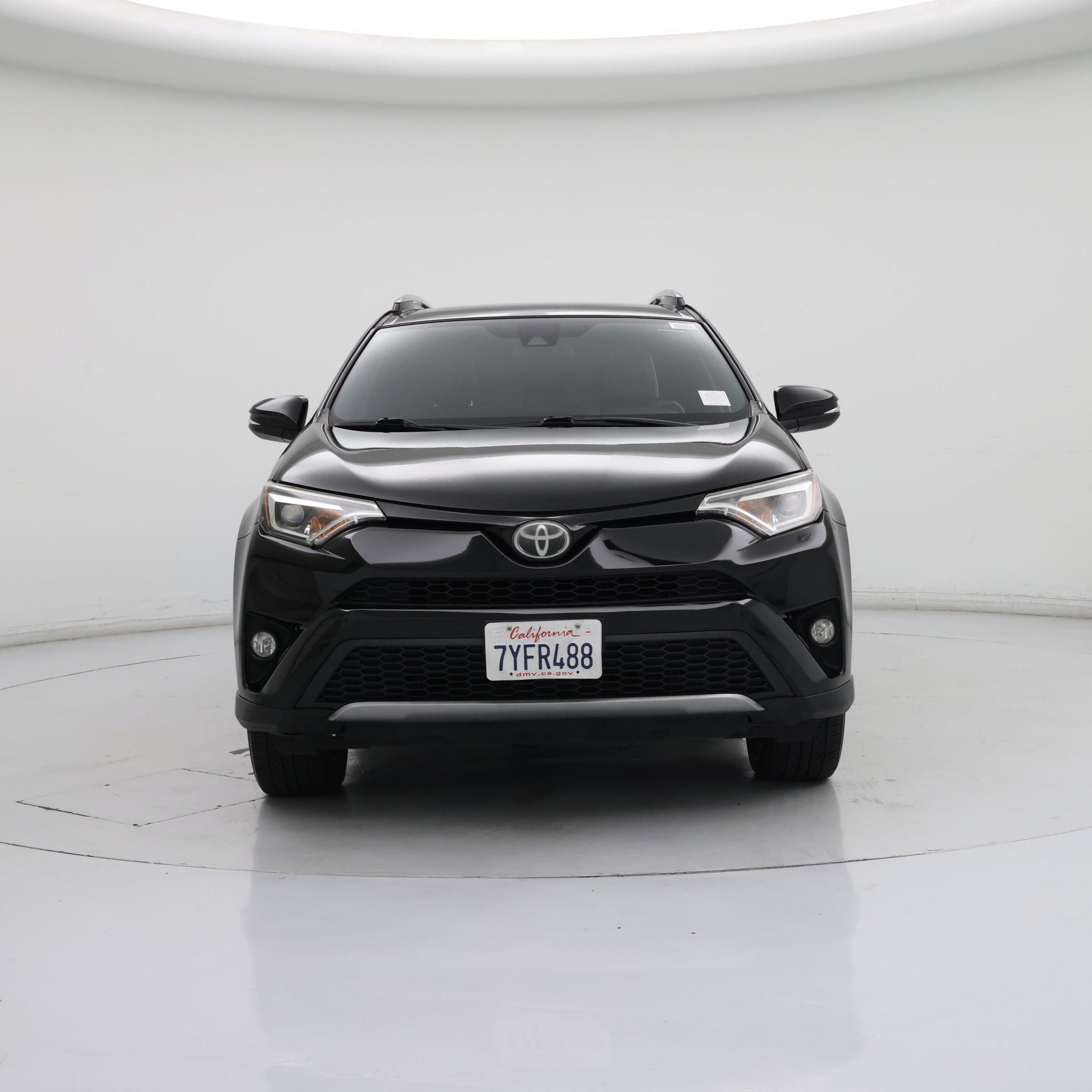 Thumbnail: 2017 Toyota RAV4 - 5